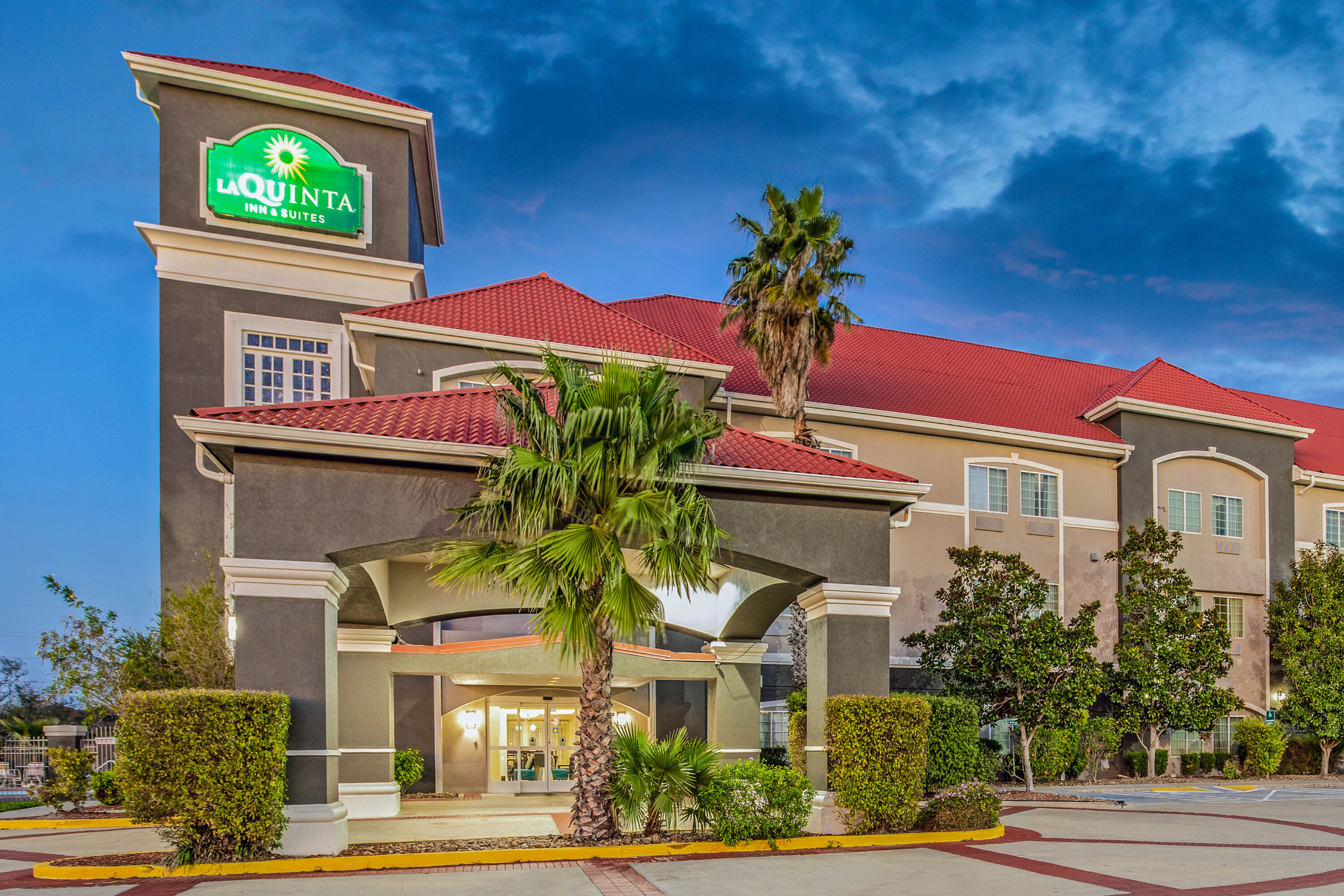 Quinta Inn Suites Wyndham Corpus Christi Northwest Corpus