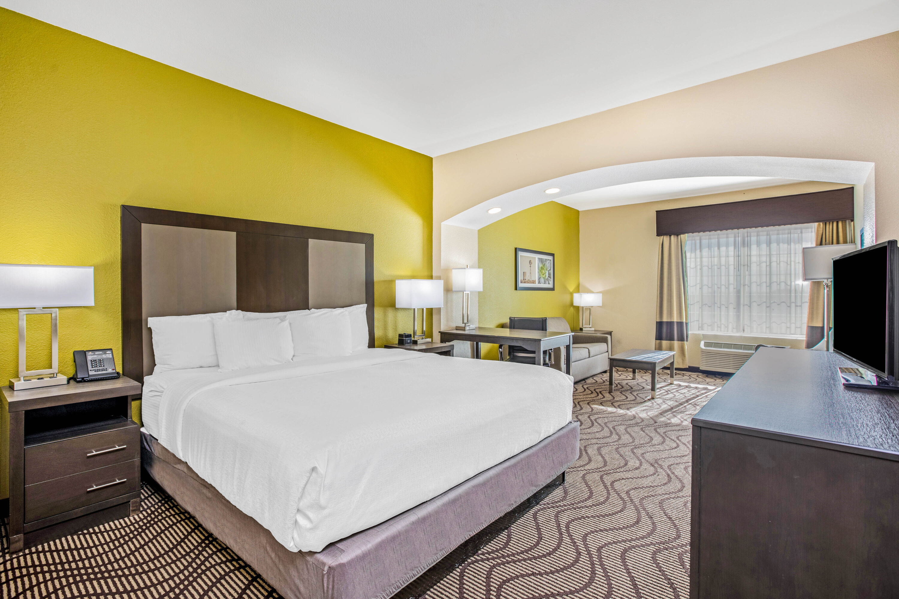 La Quinta Inn & Suites by Wyndham Corpus Christi Northwest suite in Corpus Christi, Texas