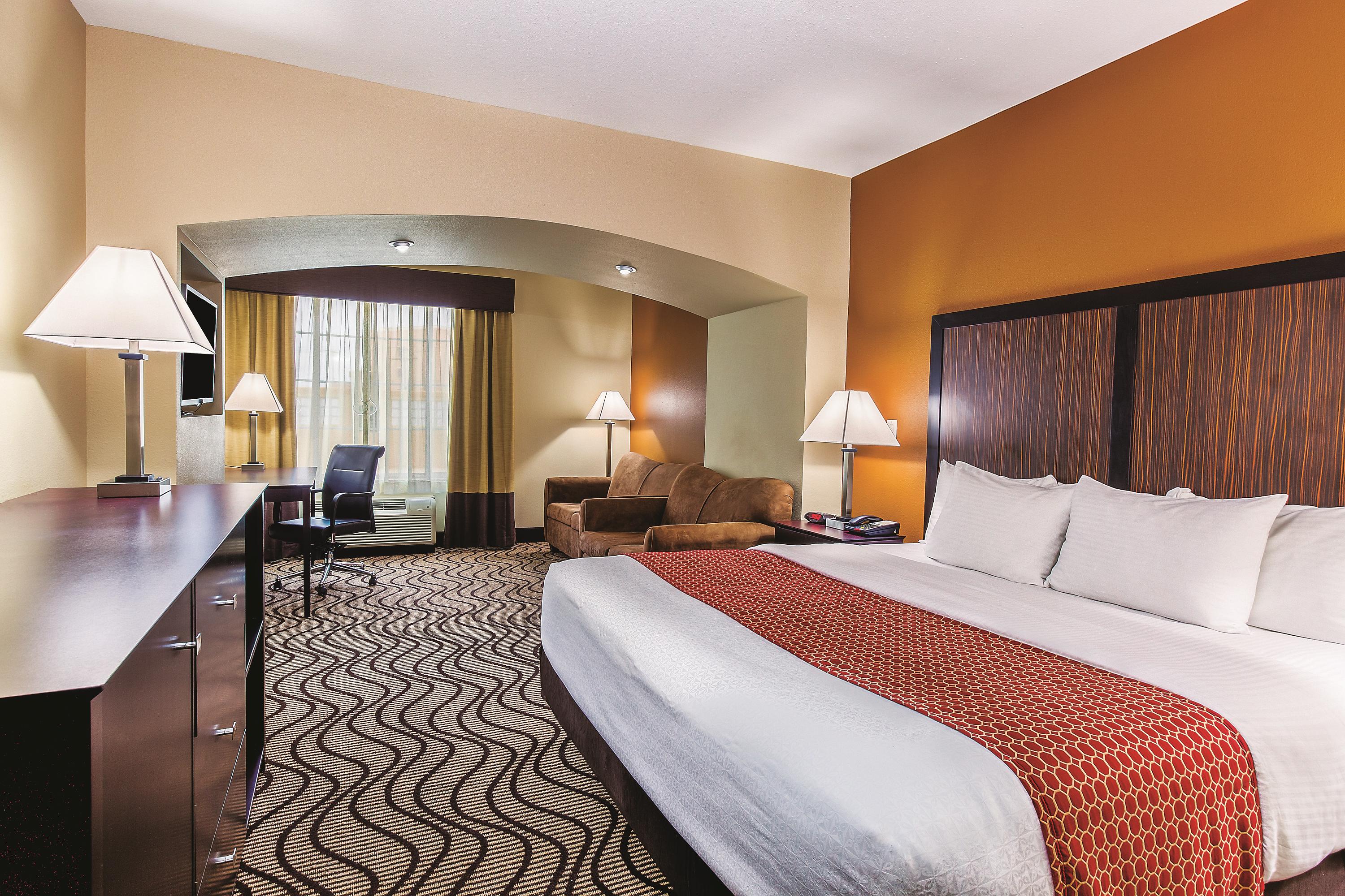 Guest room at the La Quinta Inn & Suites by Wyndham Cotulla in Cotulla, Texas