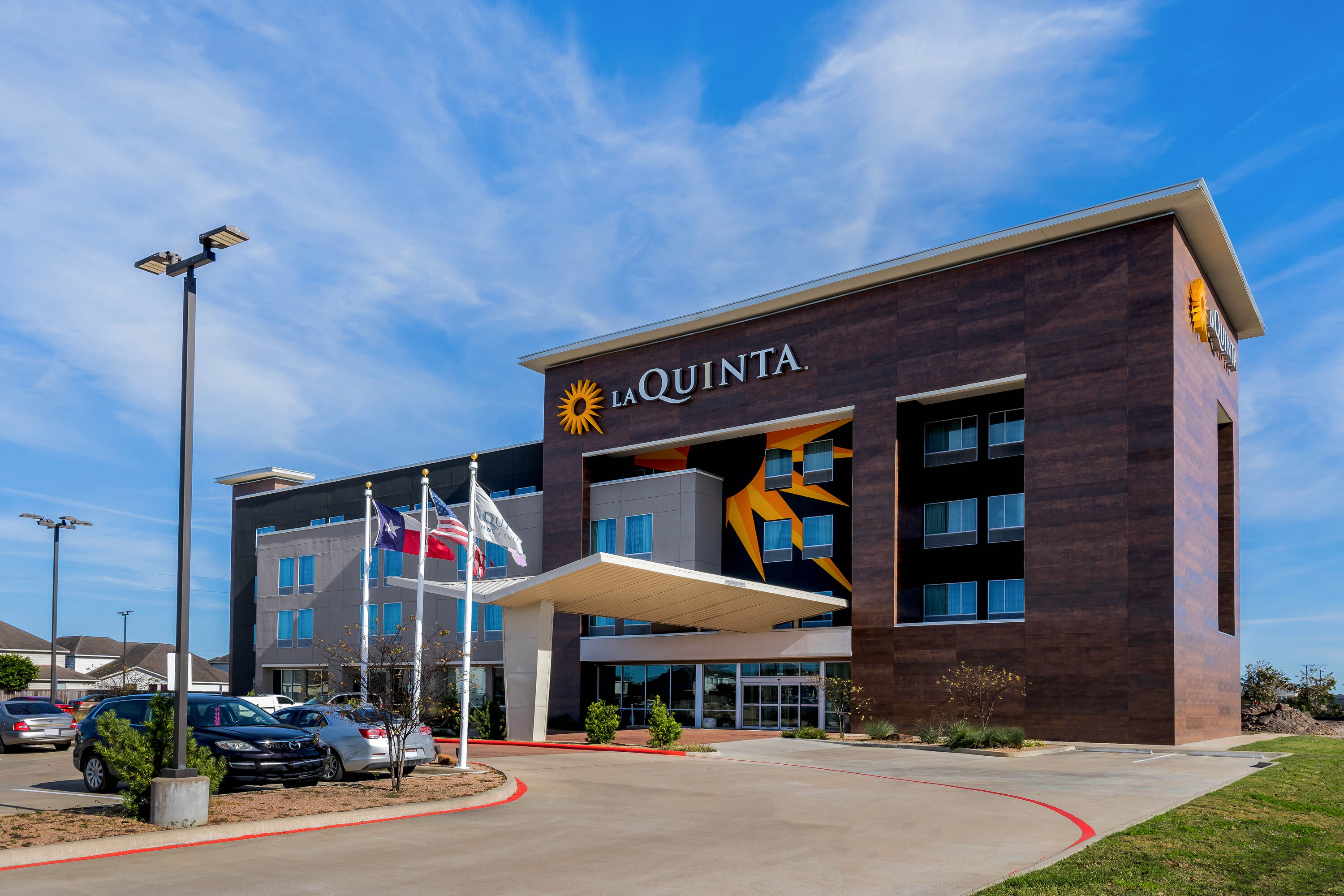 Exterior Day Image of La Quinta Inn & Suites by Wyndham Houston Cypress hotel in Cypress, Texas