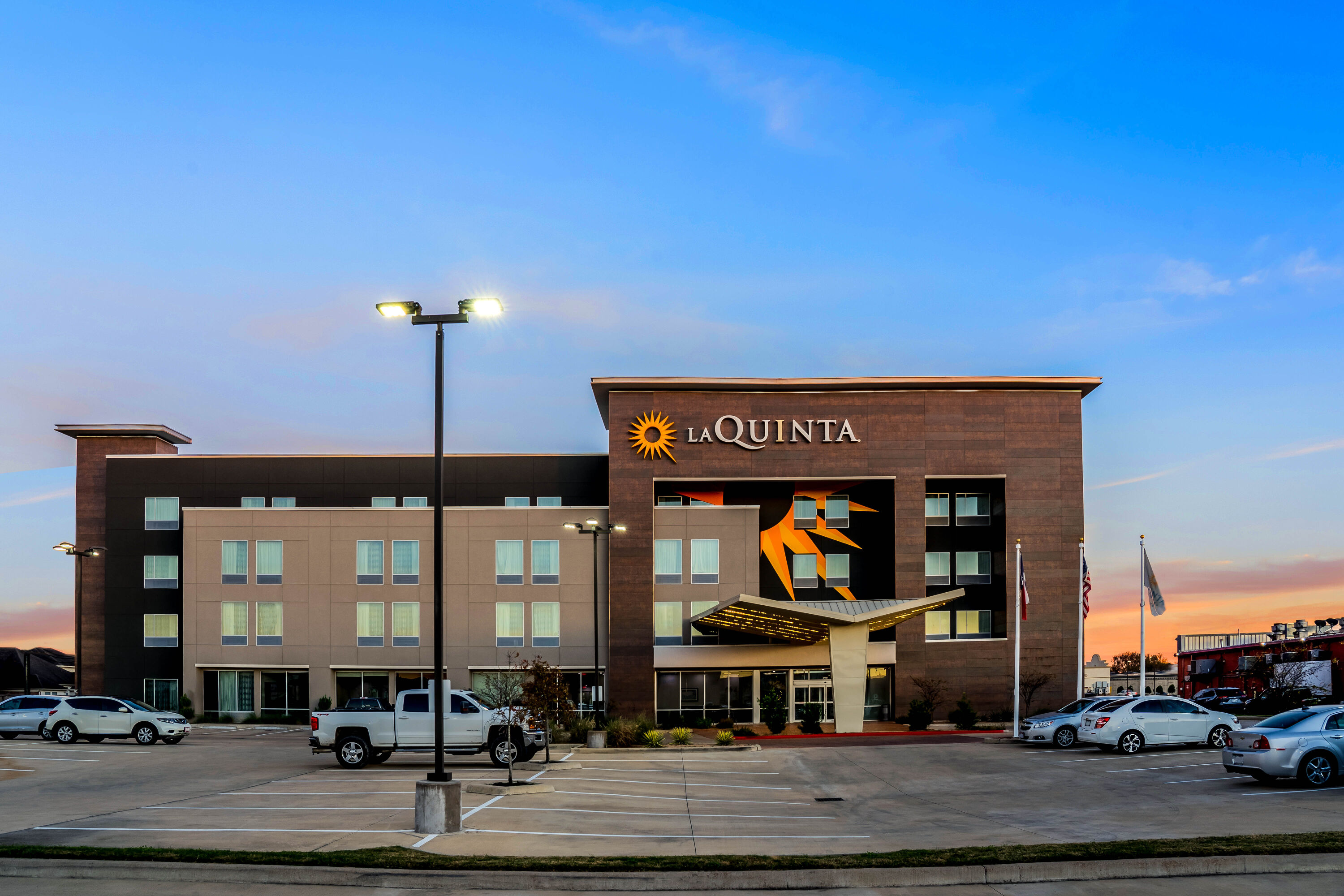 Exterior Day Image of La Quinta Inn & Suites by Wyndham Houston Cypress hotel in Cypress, Texas