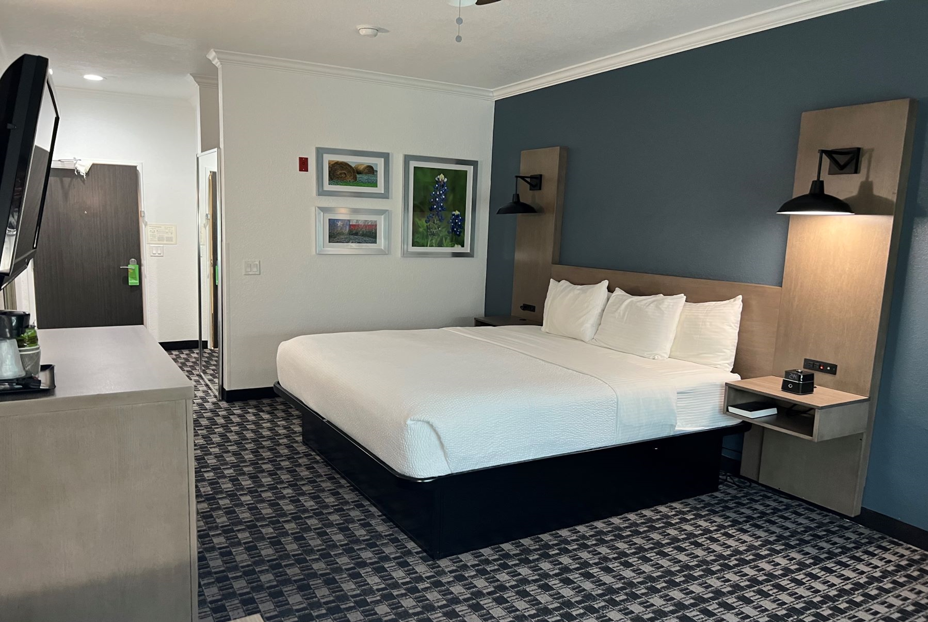 Guest room at the La Quinta Inn & Suites by Wyndham Dalhart in Dalhart, Texas