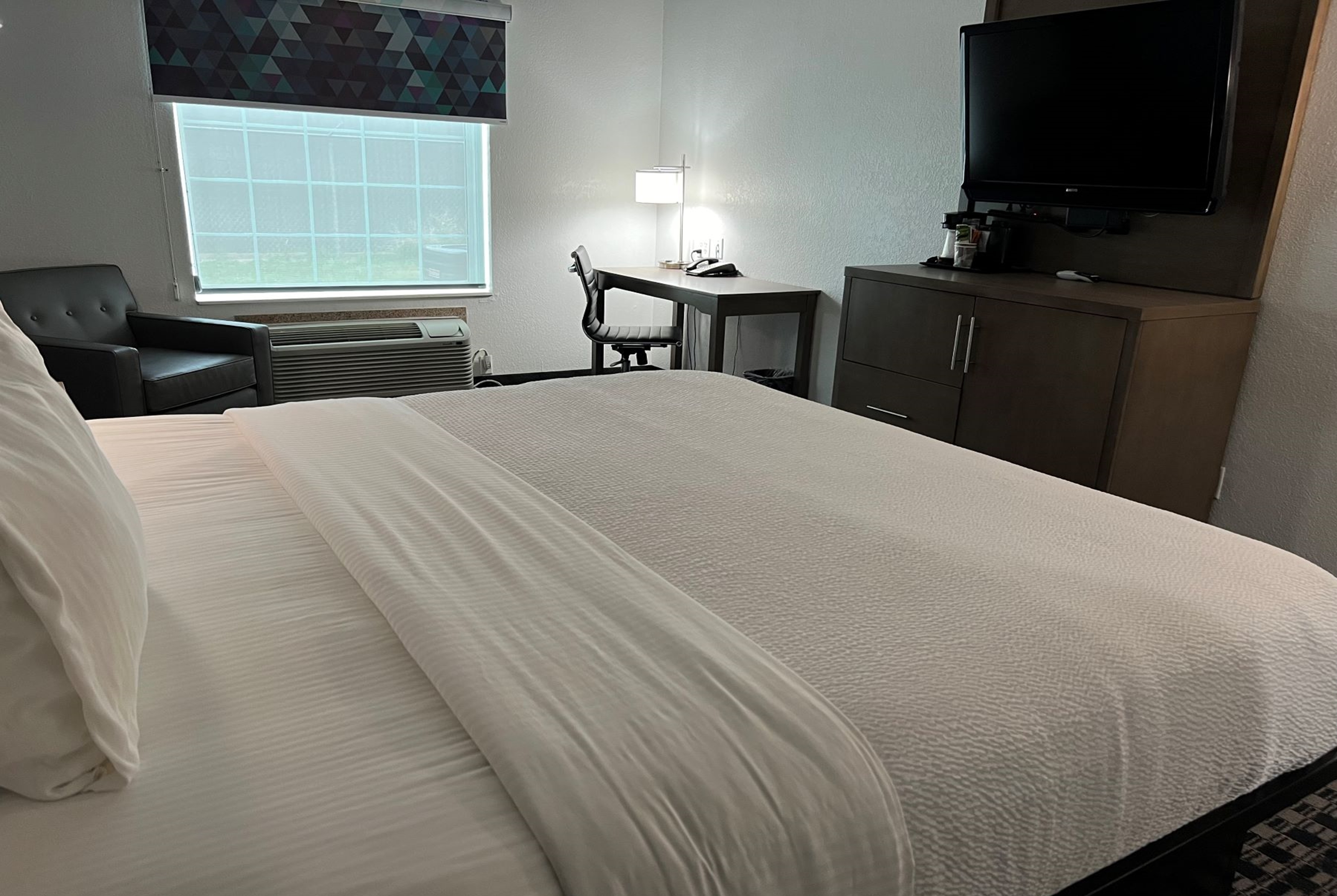 Guest room at the La Quinta Inn & Suites by Wyndham Dalhart in Dalhart, Texas