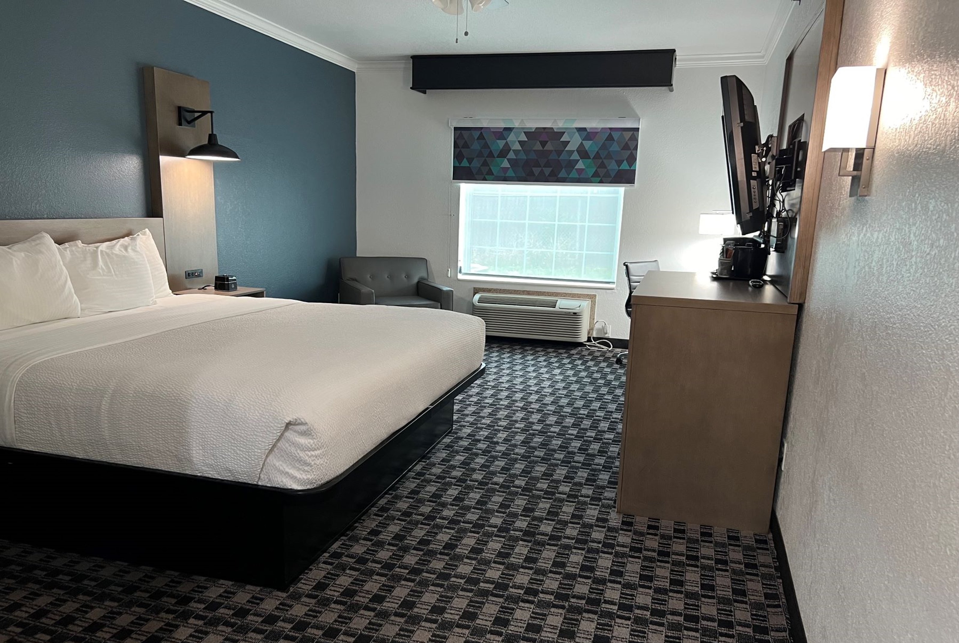 Guest room at the La Quinta Inn & Suites by Wyndham Dalhart in Dalhart, Texas