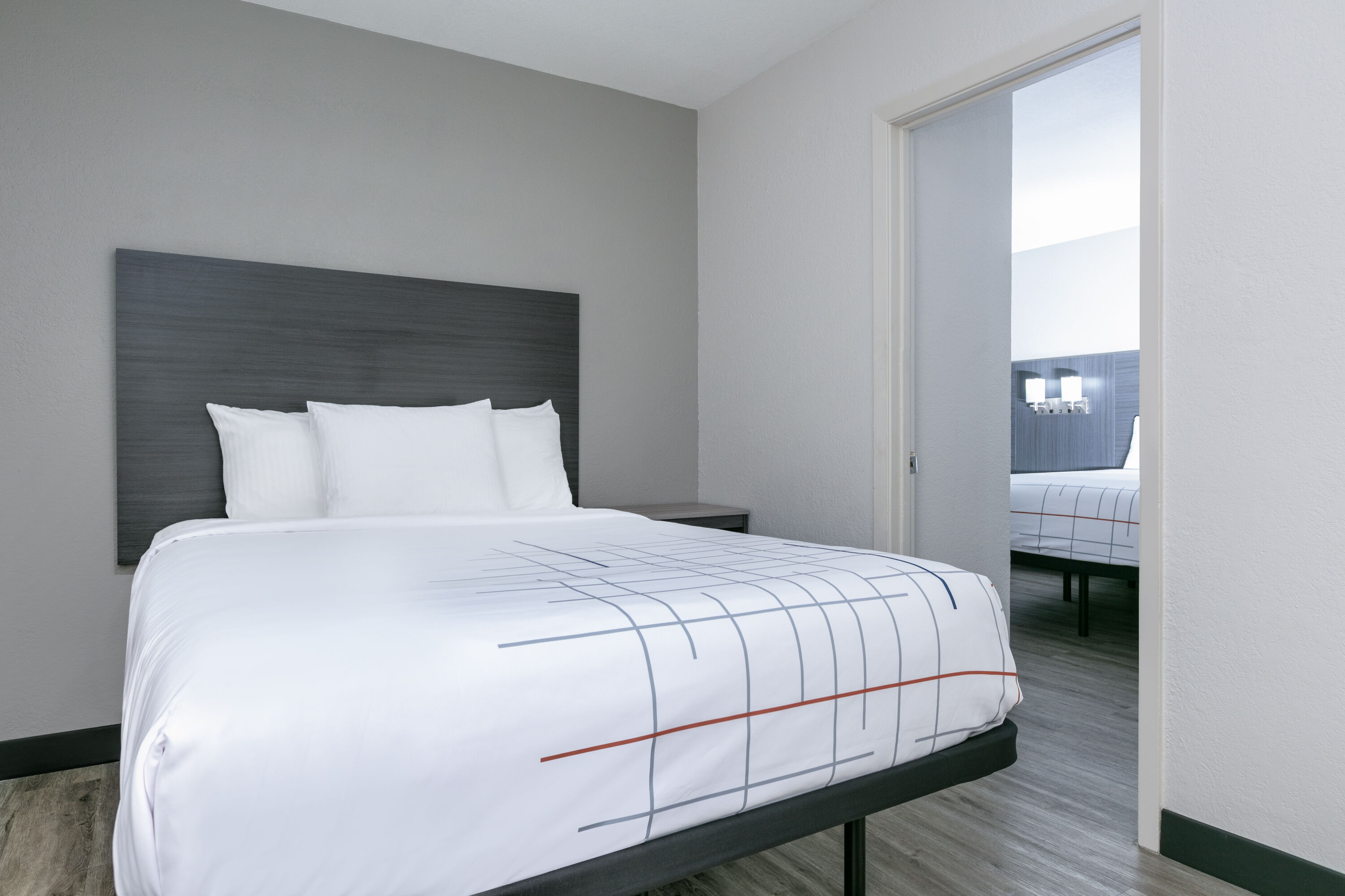 La Quinta Inn by Wyndham Dallas Uptown suite in Dallas, Texas