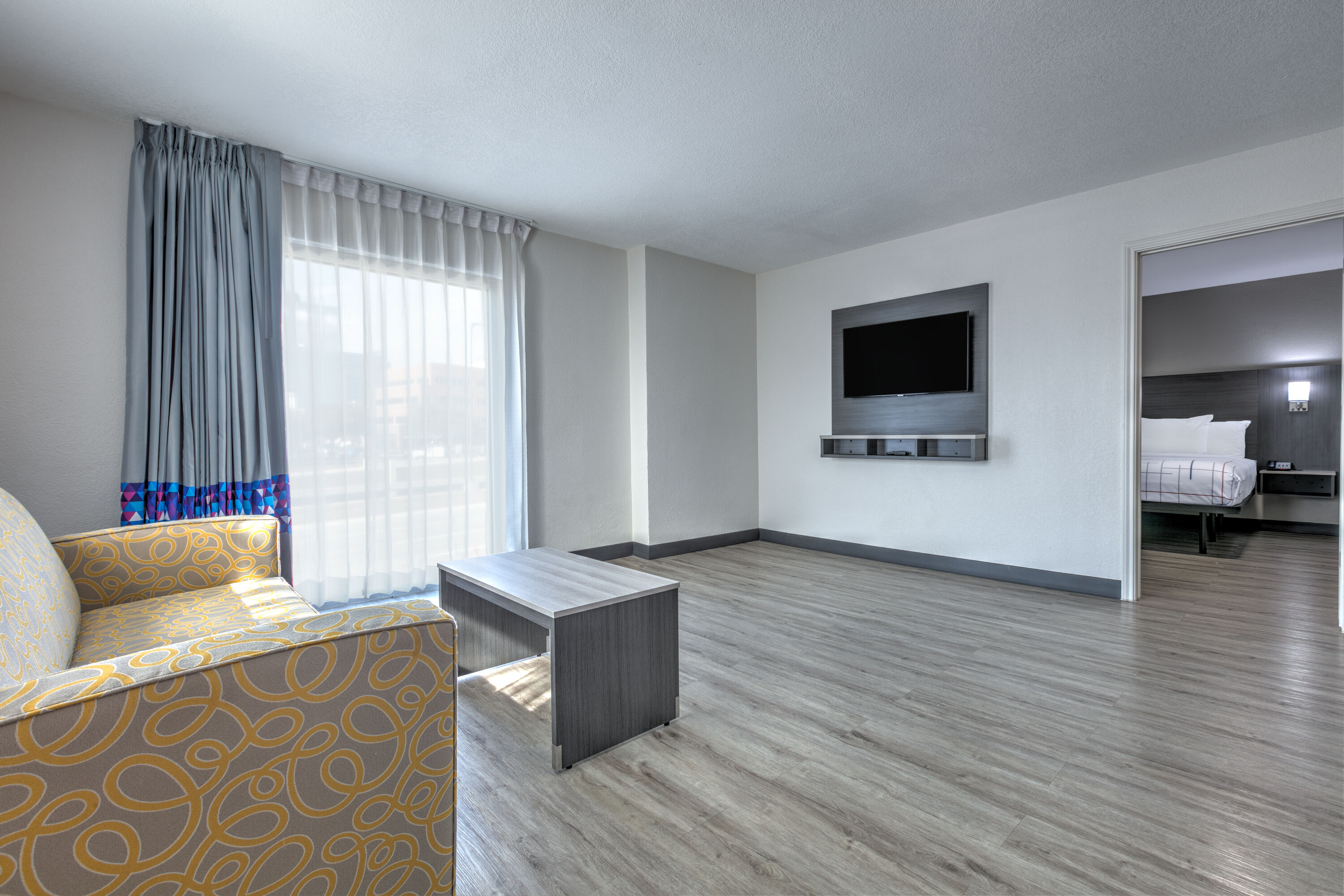 La Quinta Inn by Wyndham Dallas Uptown suite in Dallas, Texas