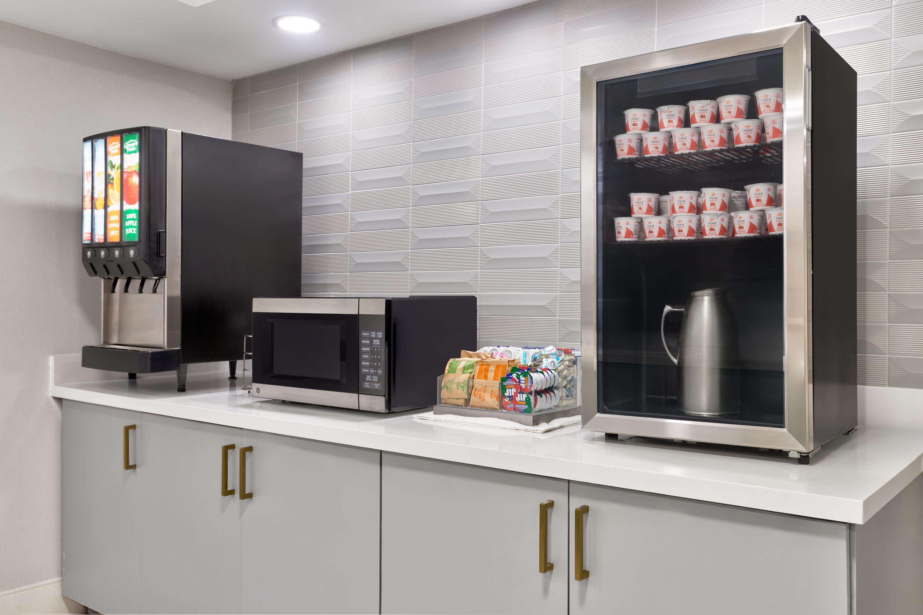 Free breakfast at La Quinta Inn & Suites by Wyndham Dallas I-35 Walnut Hill Ln in Dallas, Texas