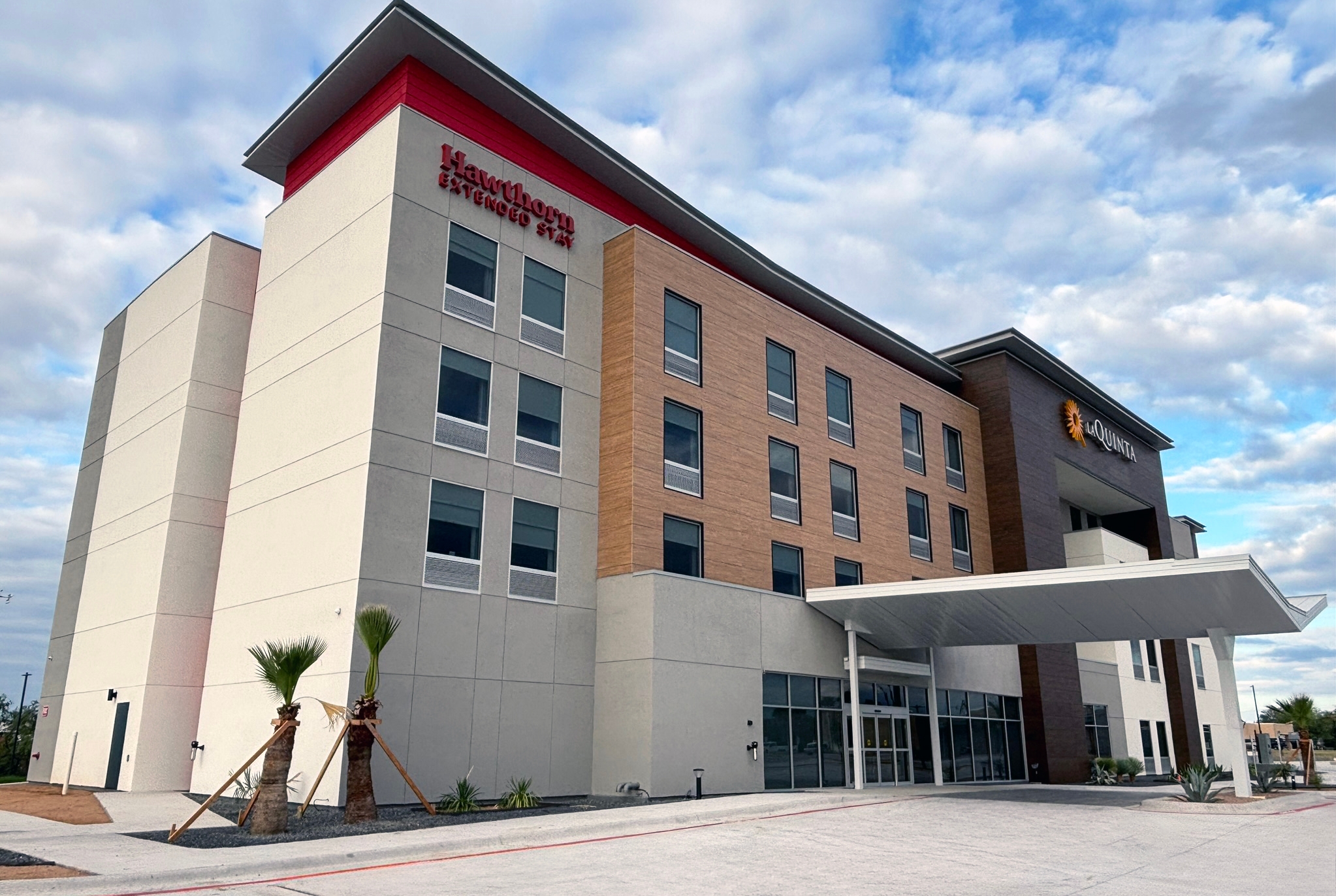 Exterior of La Quinta Inn & Suites by Wyndham Eagle Pass hotel in Eagle Pass, Texas