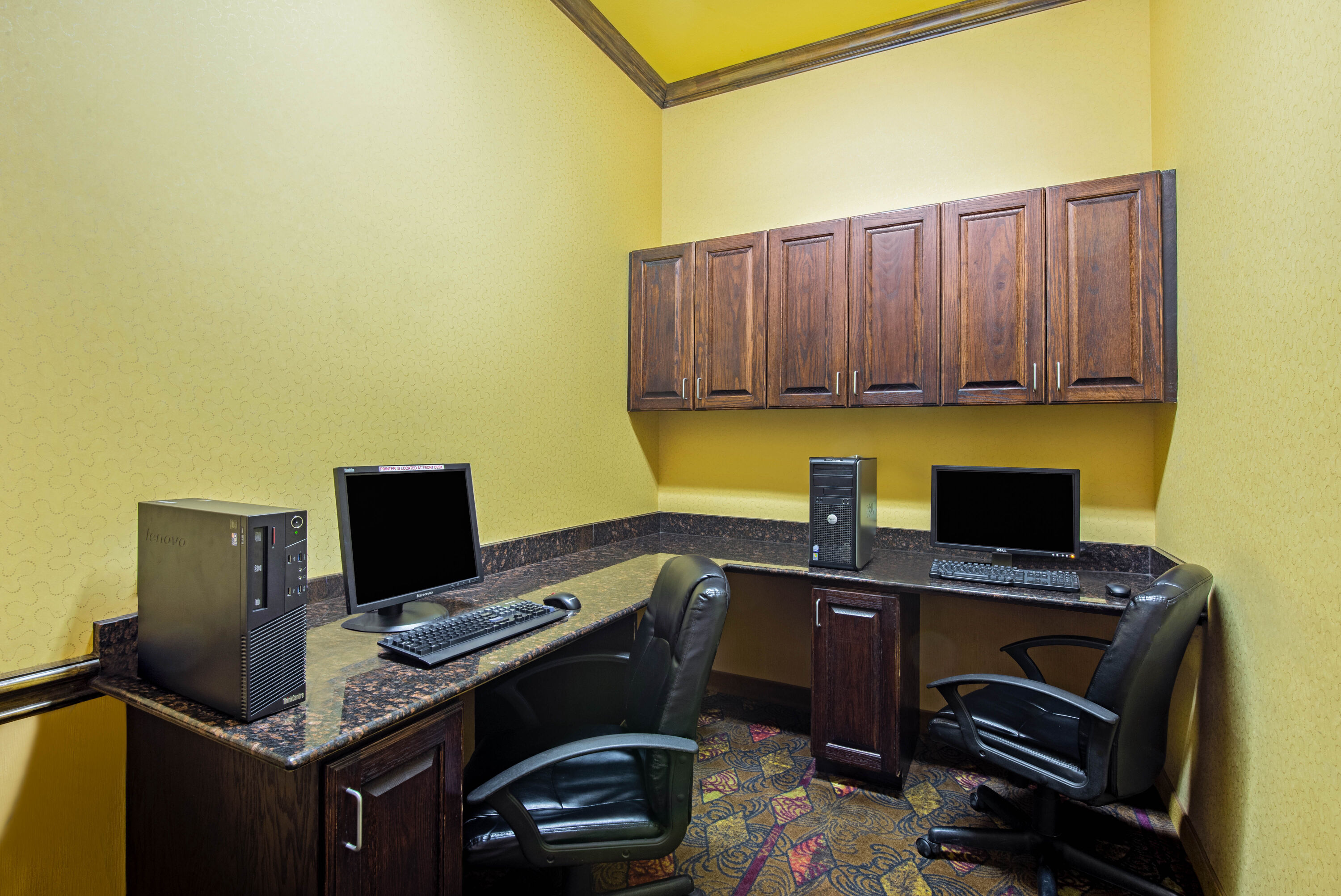 La Quinta Inn & Suites by Wyndham Eastland business center in Eastland, Texas