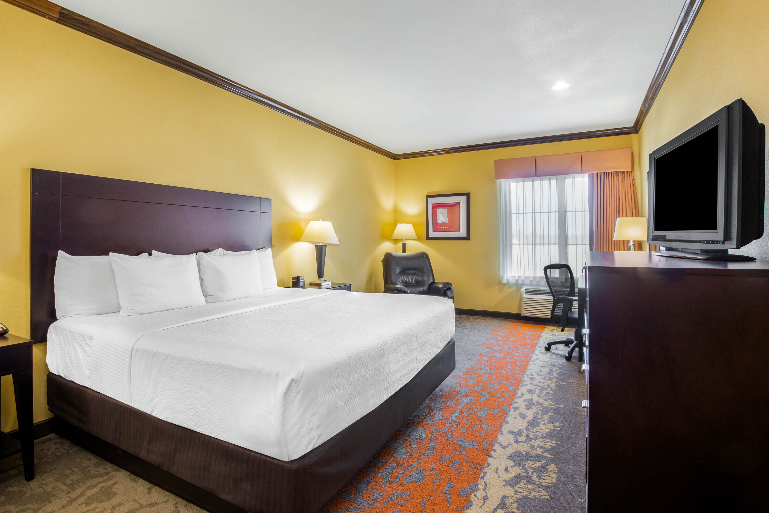 La Quinta Inn & Suites by Wyndham Eastland Eastland, TX Hotels