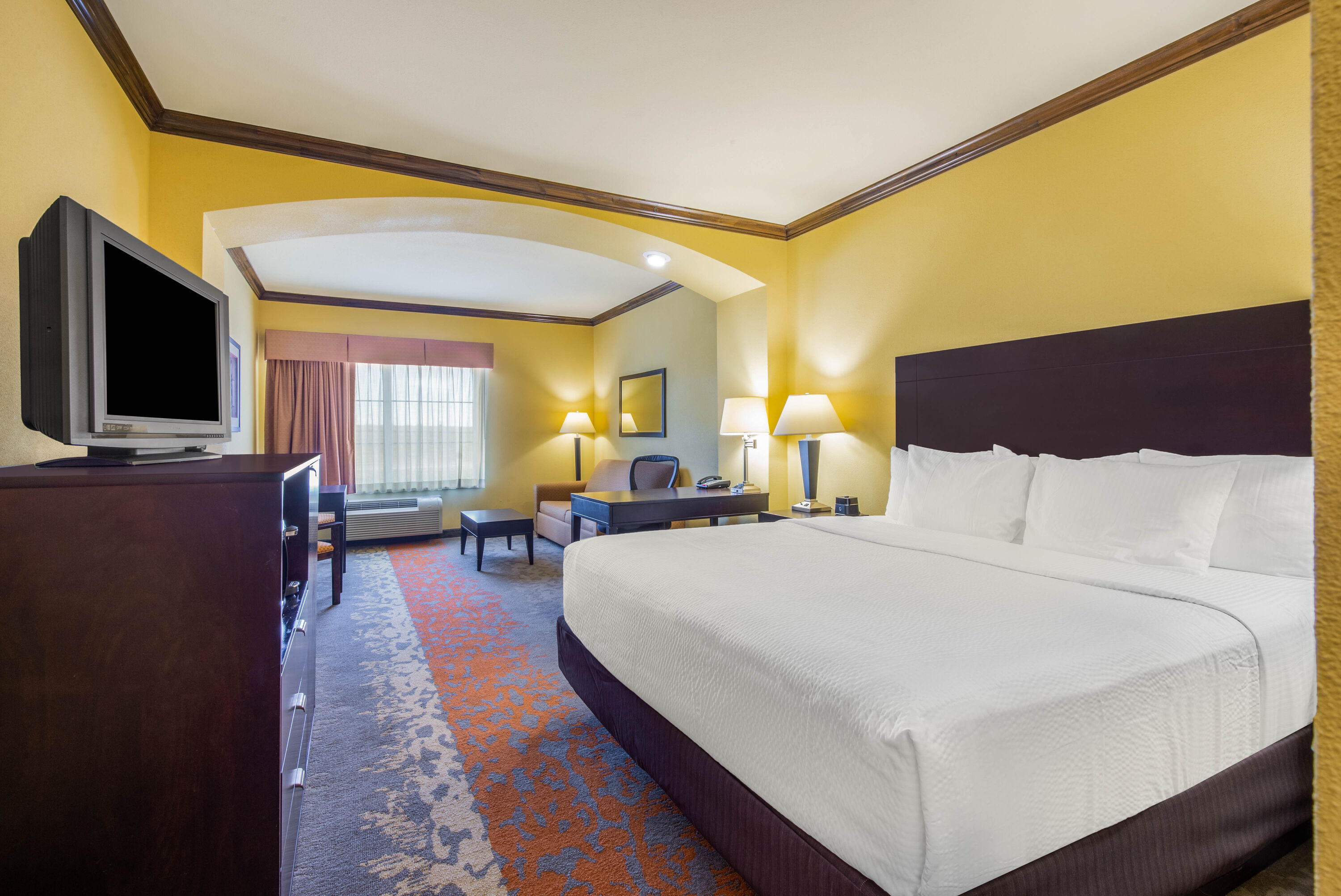 La Quinta Inn & Suites by Wyndham Eastland Eastland, TX Hotels