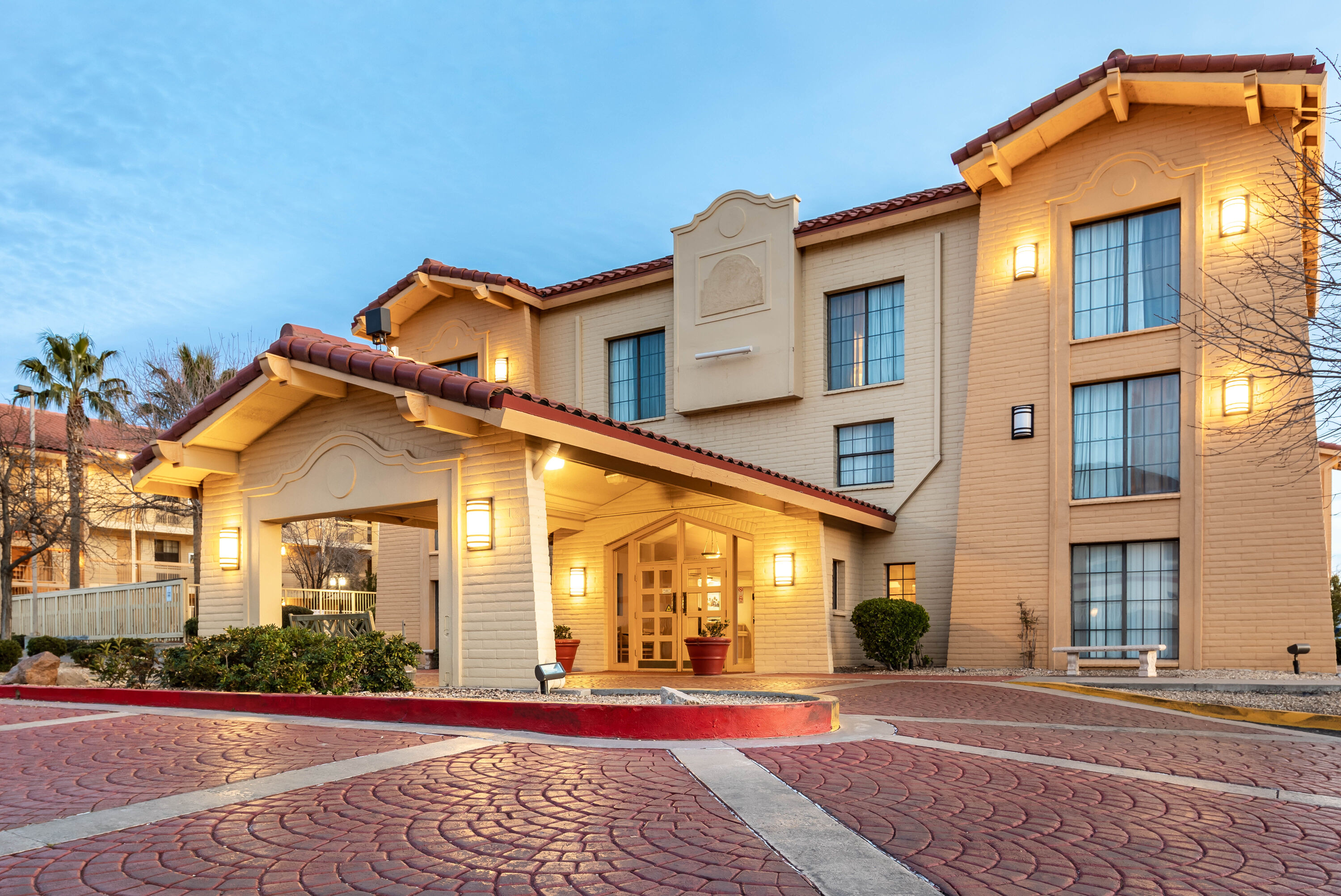 Exterior Dusk Image of La Quinta Inn by Wyndham El Paso West hotel in El Paso, Texas