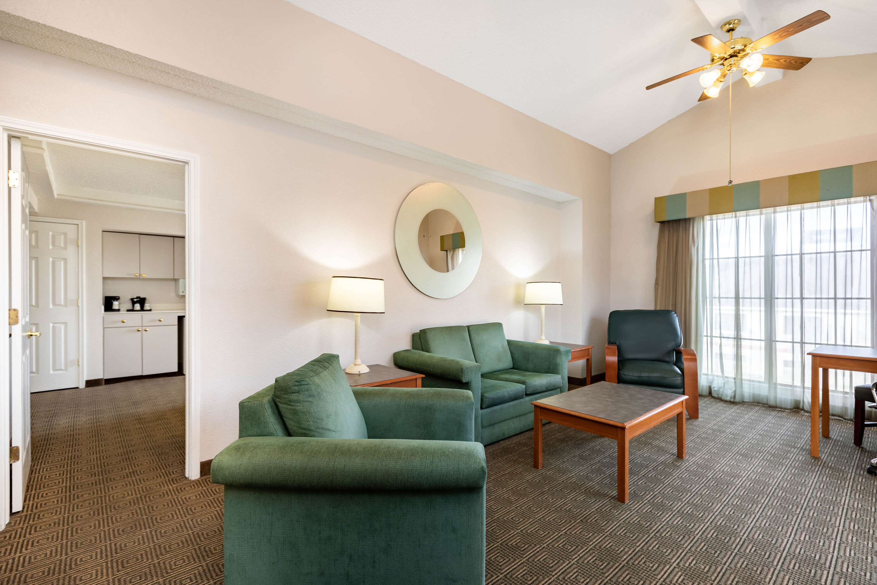 La Quinta Inn by Wyndham El Paso West suite in El Paso, Texas