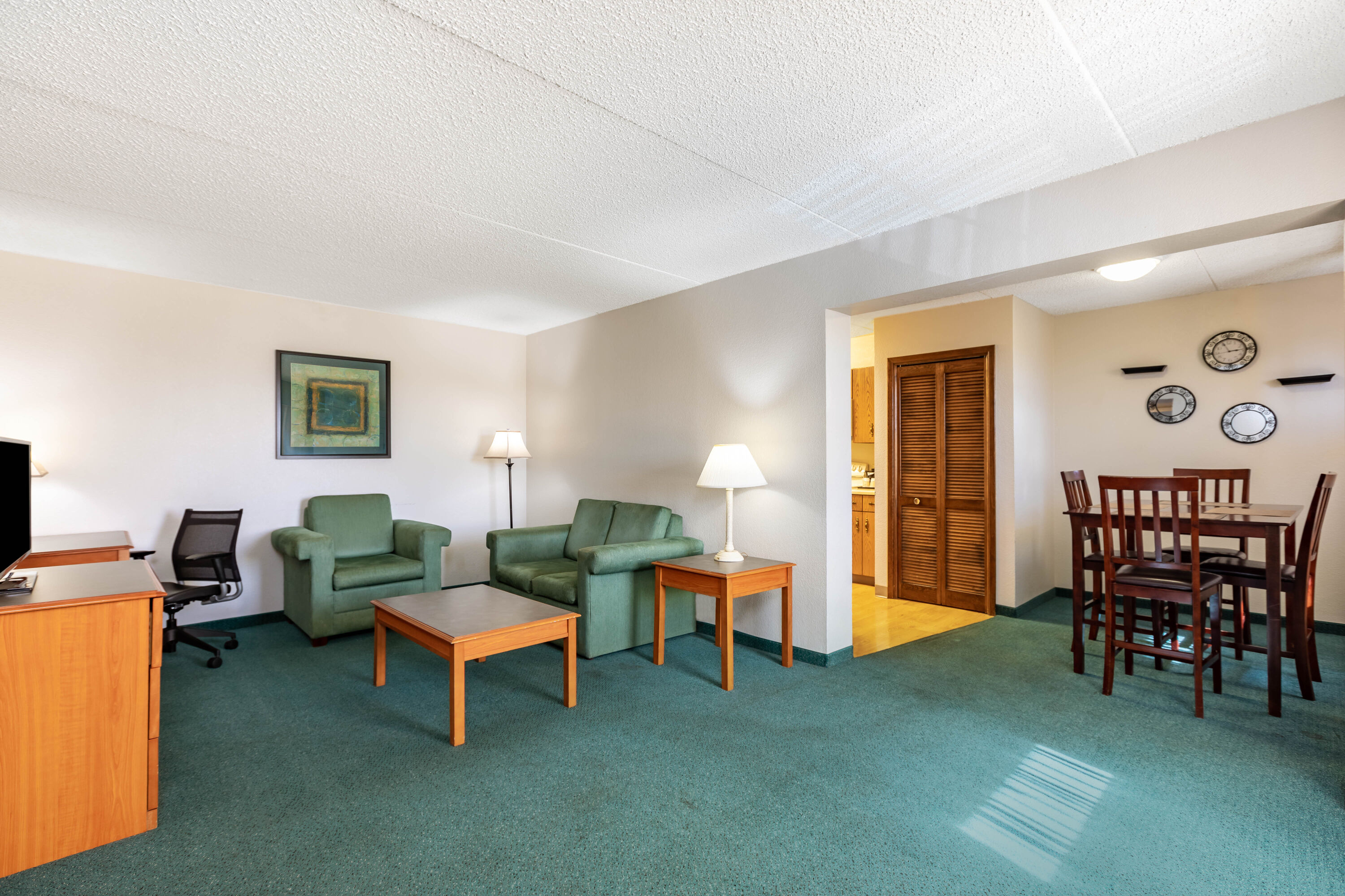 La Quinta Inn by Wyndham El Paso West suite in El Paso, Texas