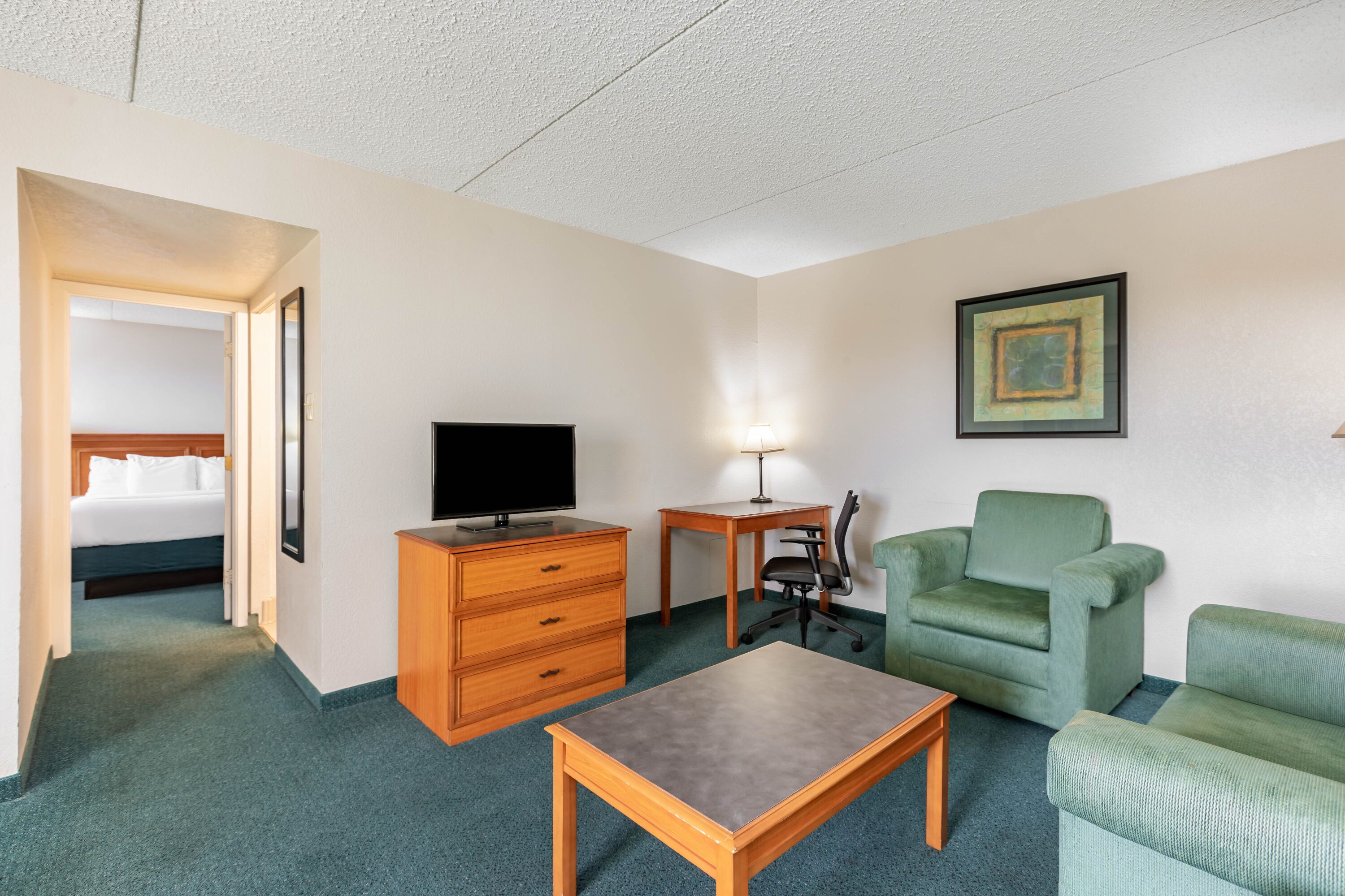 La Quinta Inn by Wyndham El Paso West suite in El Paso, Texas