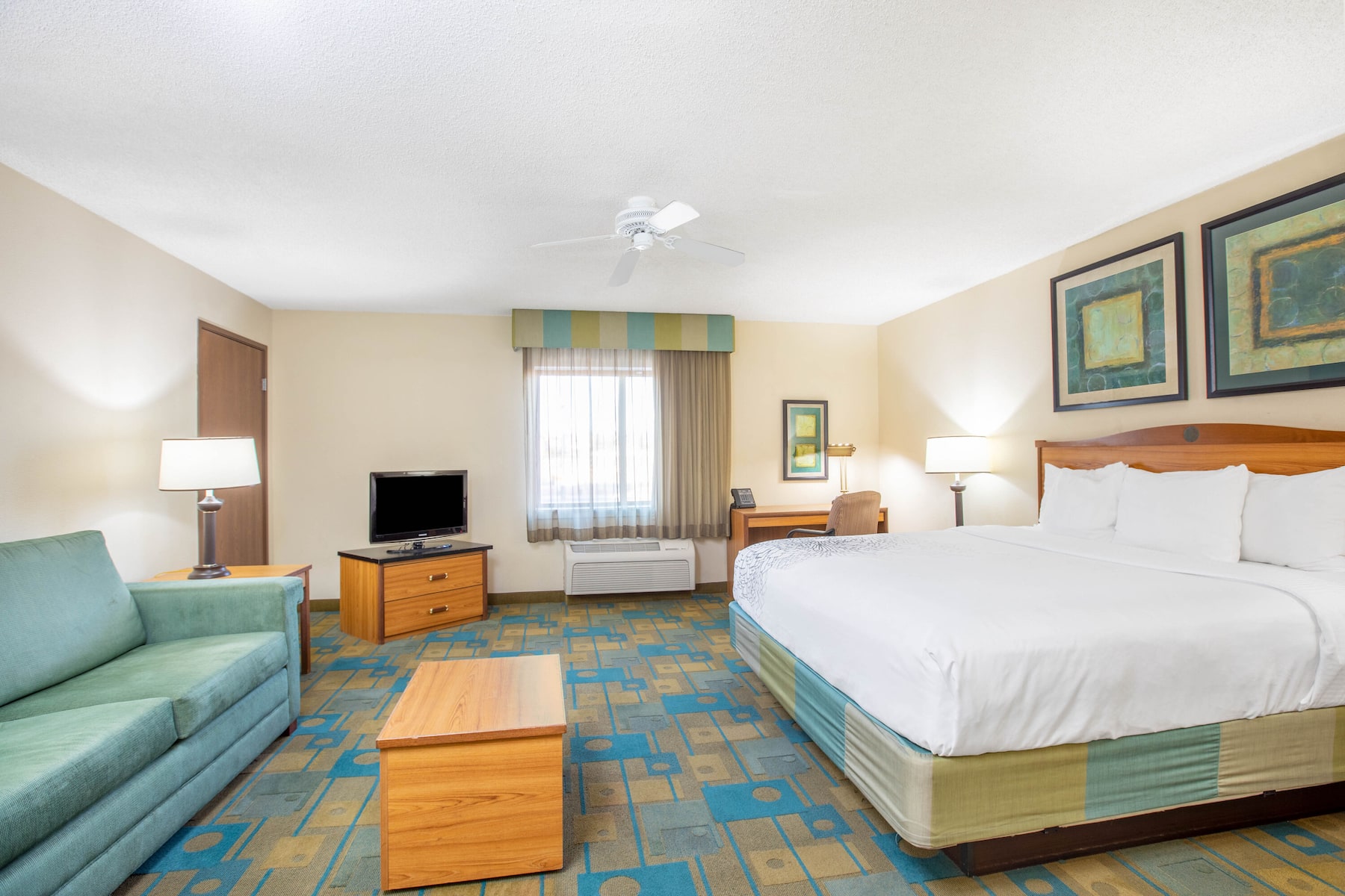 Quinta Inn Suites Wyndham Paso East Paso  Hotels