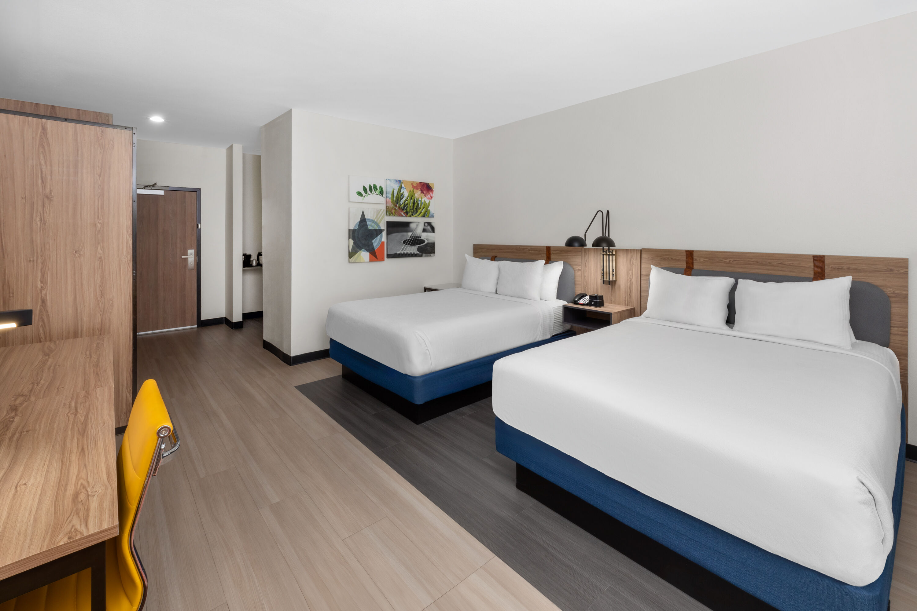 La Quinta Inn & Suites by Wyndham El Paso East Loop-375 suite in El Paso, Texas