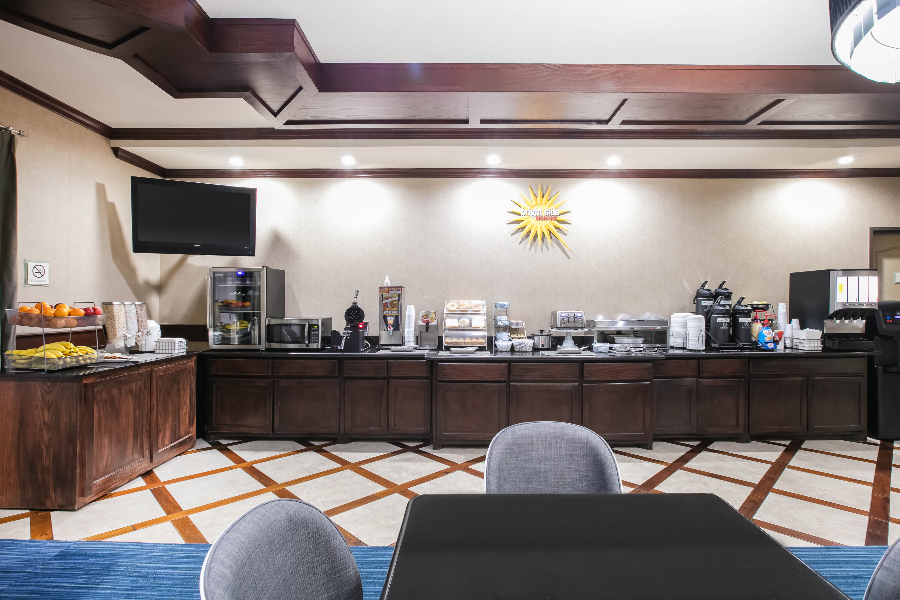 Free breakfast at La Quinta Inn & Suites by Wyndham DFW Airport West - Euless in Euless, Texas