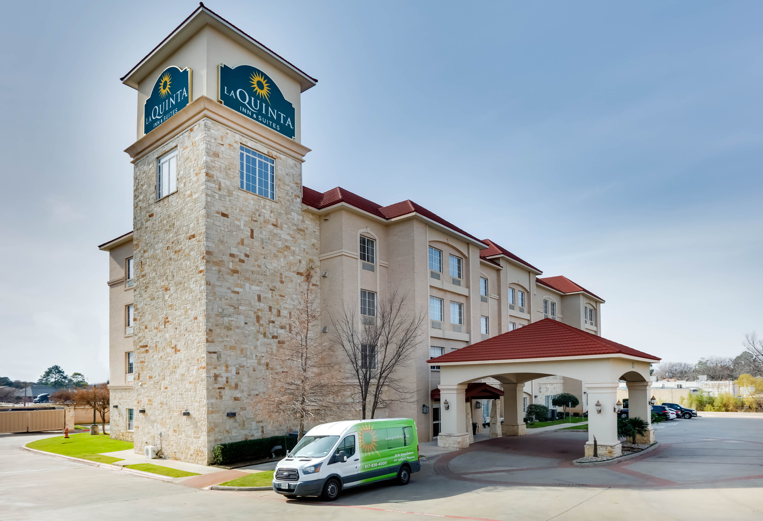 Exterior Day Image of La Quinta Inn & Suites by Wyndham DFW Airport West - Euless hotel in Euless, Texas