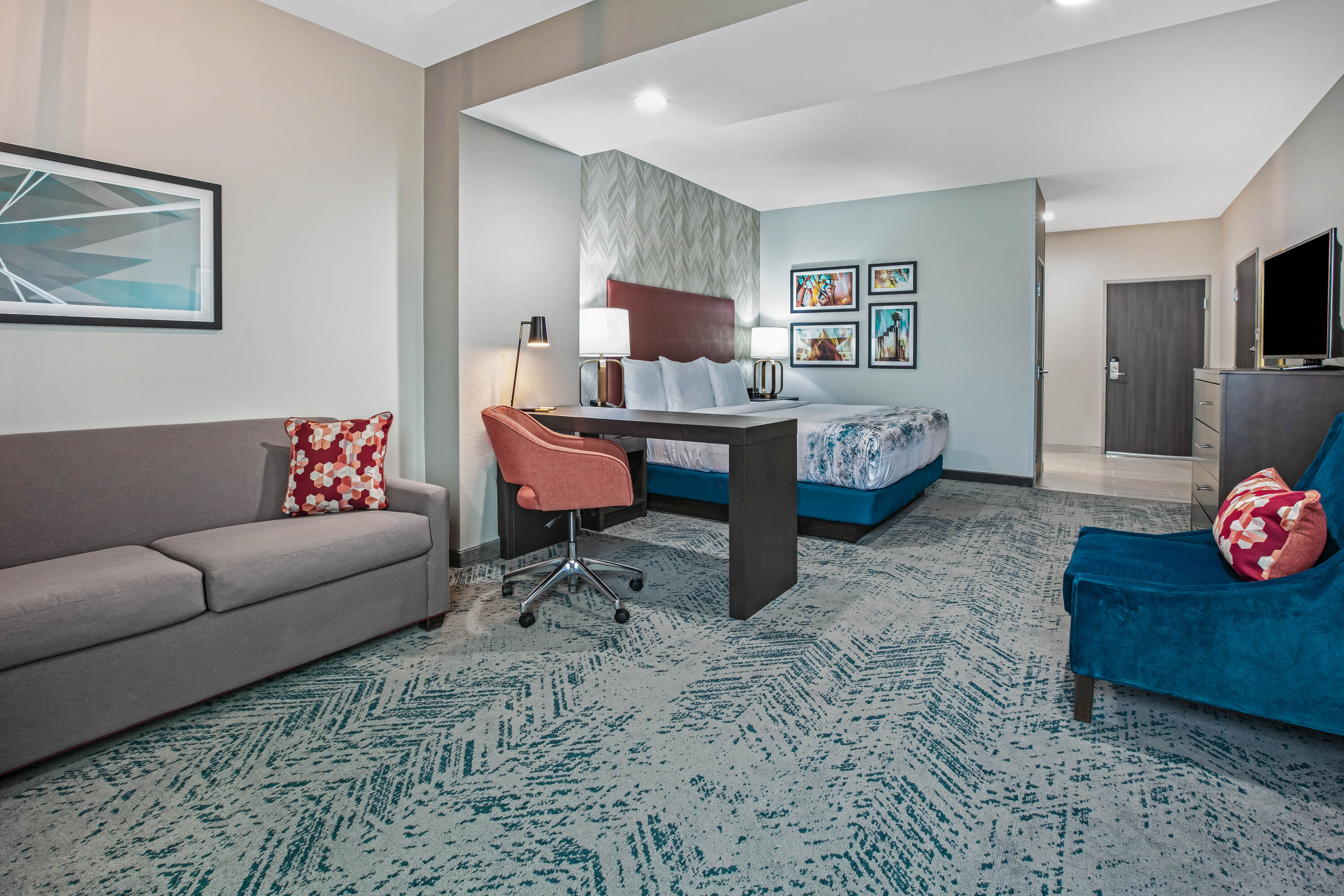 Guest room at the La Quinta Inn & Suites by Wyndham DFW West-Glade Parks in Euless, Texas