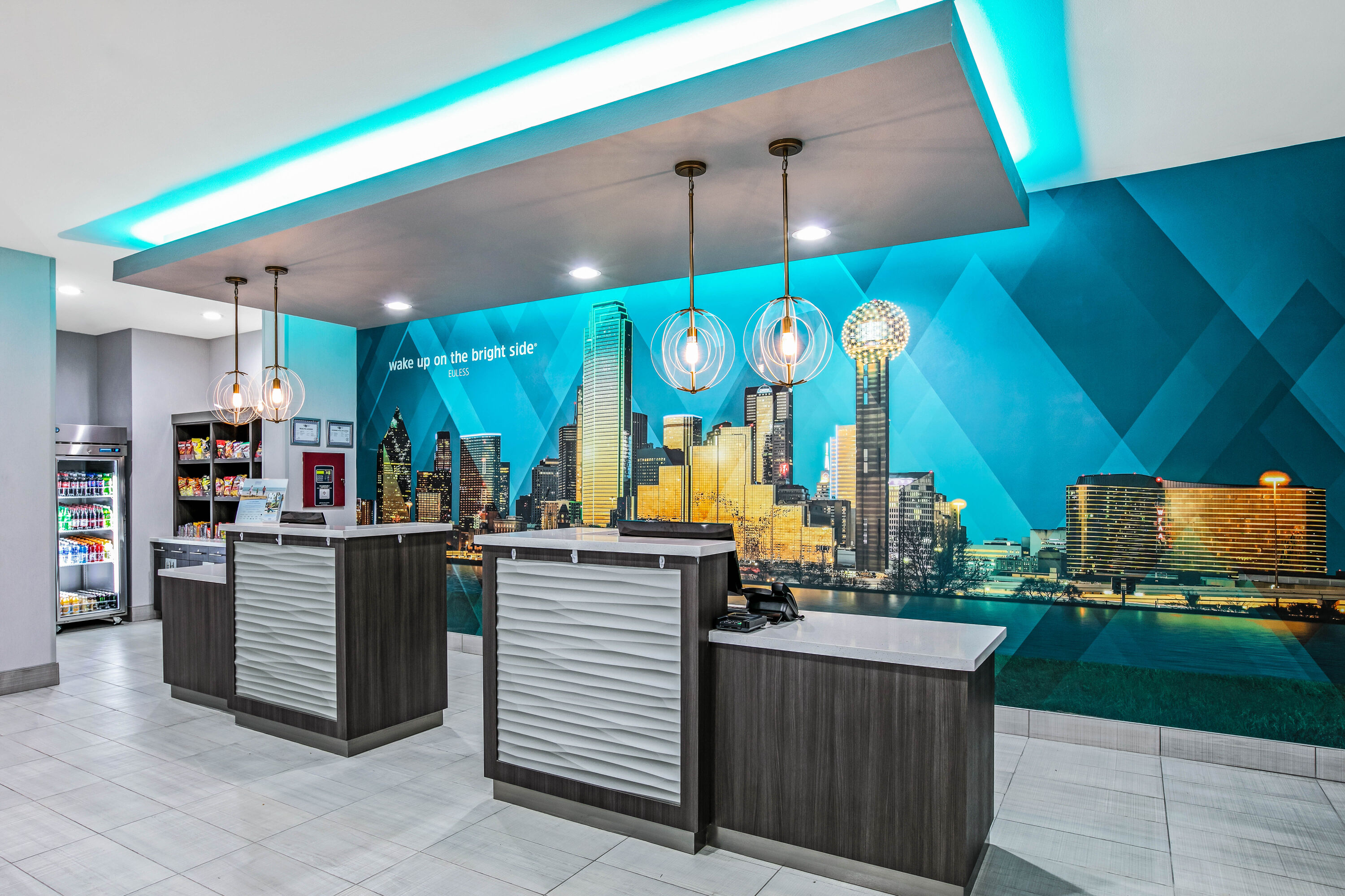 La Quinta Inn & Suites by Wyndham DFW West-Glade Parks reception in Euless, Texas