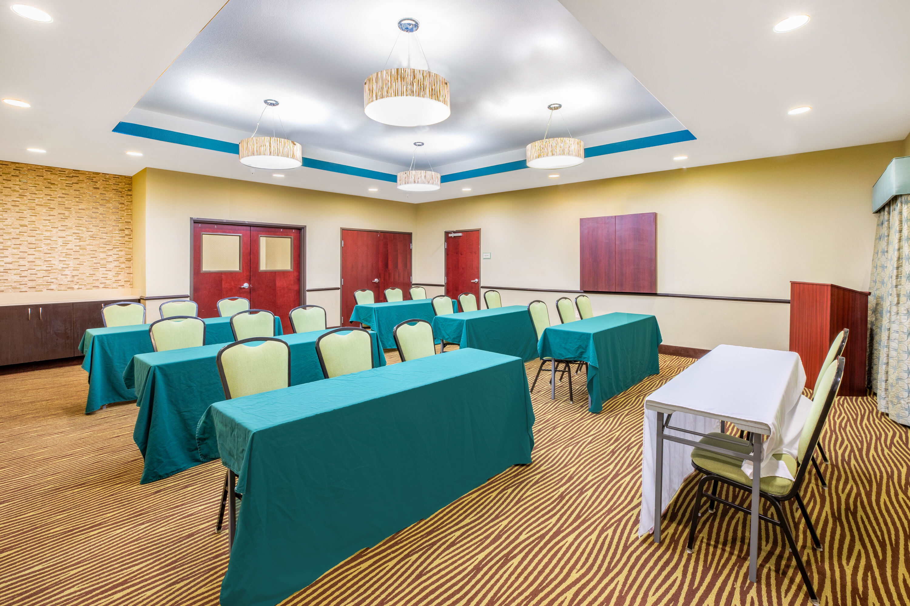 Meeting room at La Quinta Inn & Suites by Wyndham Floresville in Floresville, Texas