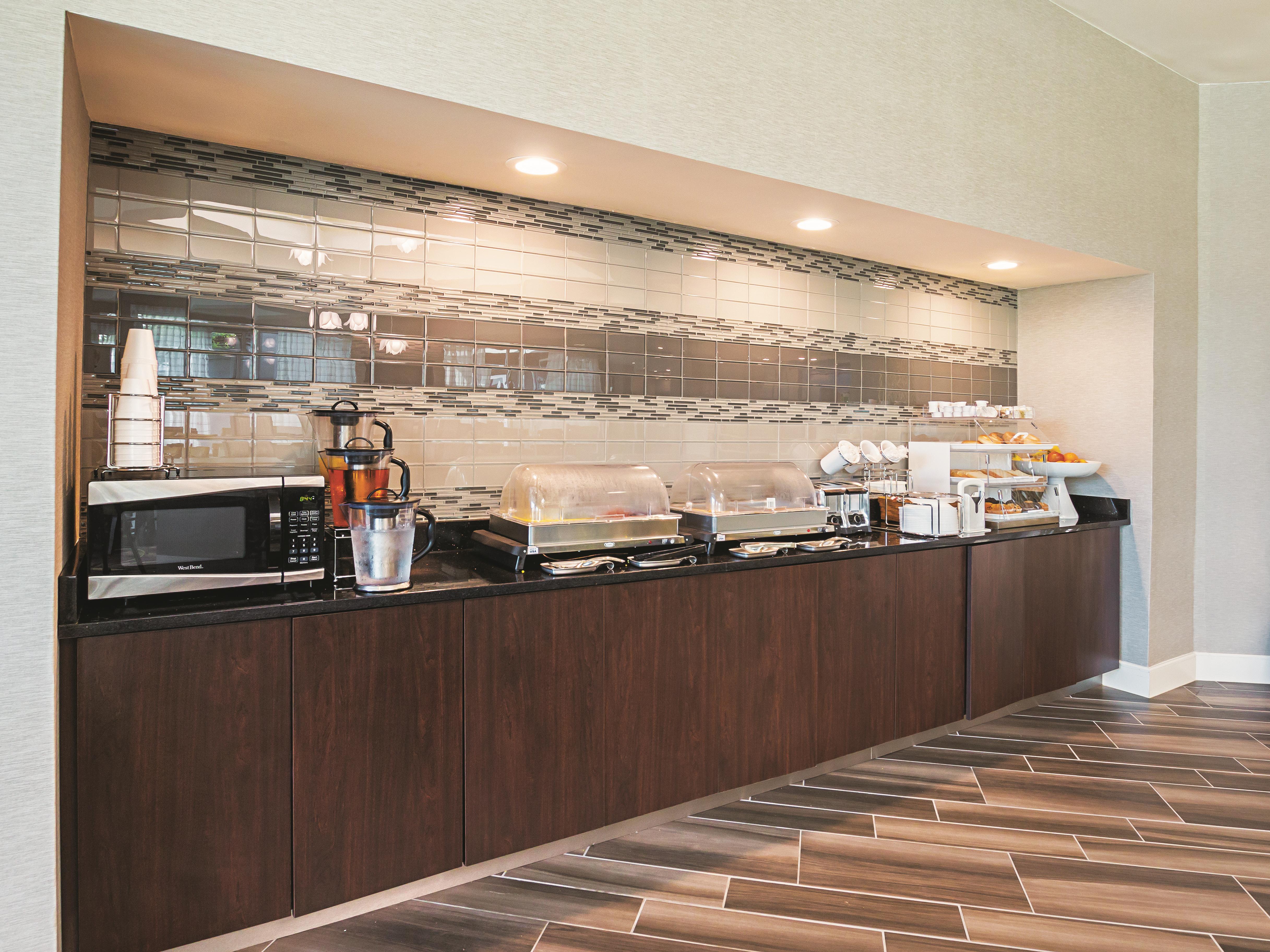 Property amenity at La Quinta Inn & Suites by Wyndham Fort Worth City View in Fort Worth, Texas