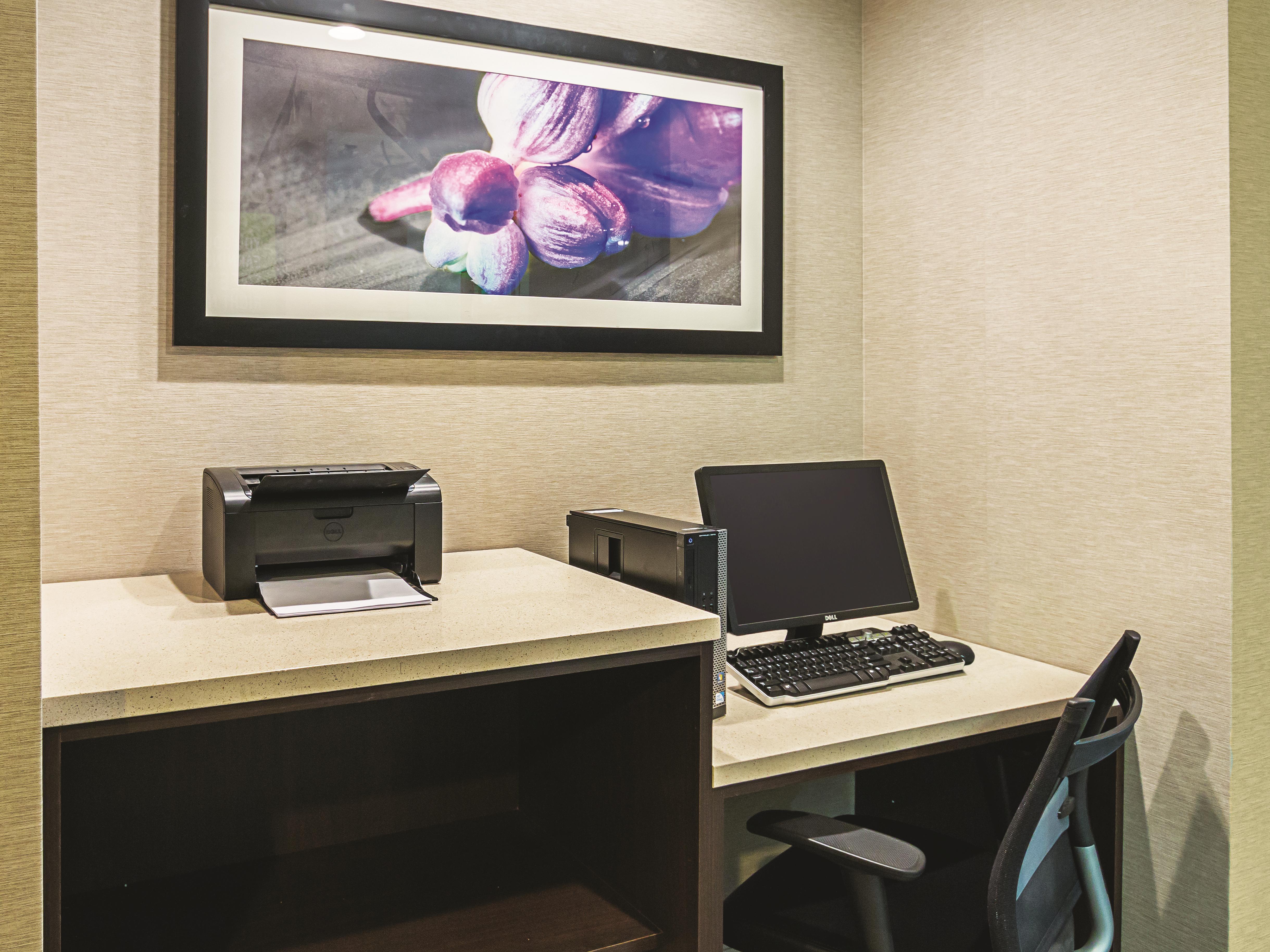 La Quinta Inn Amp Suites By Wyndham Fort Worth City View