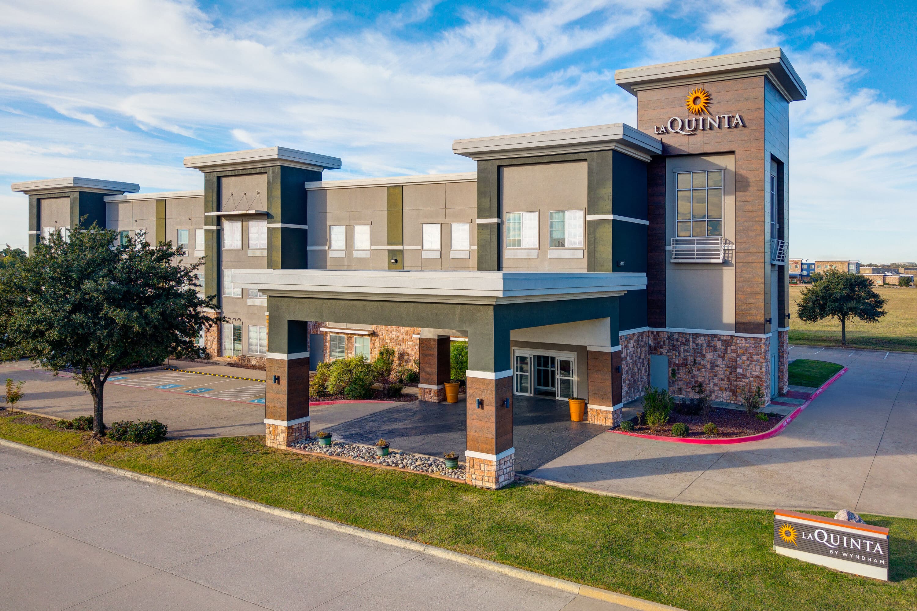 La Quinta Inn & Suites Forest Hill/ Fort Worth in Forest Hill, United States