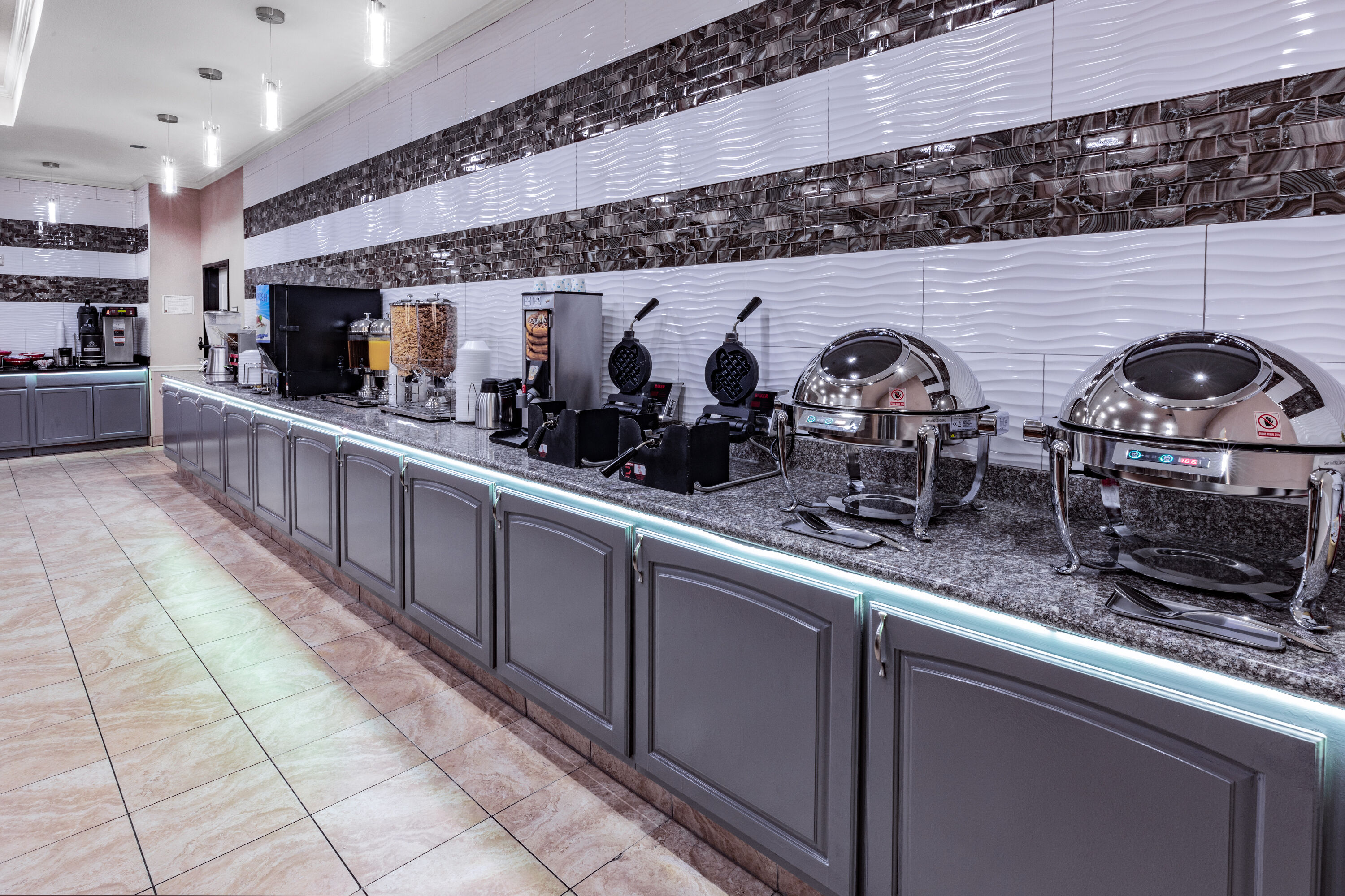 Free breakfast at La Quinta Inn & Suites by Wyndham Garland Harbor Point in Garland, Texas