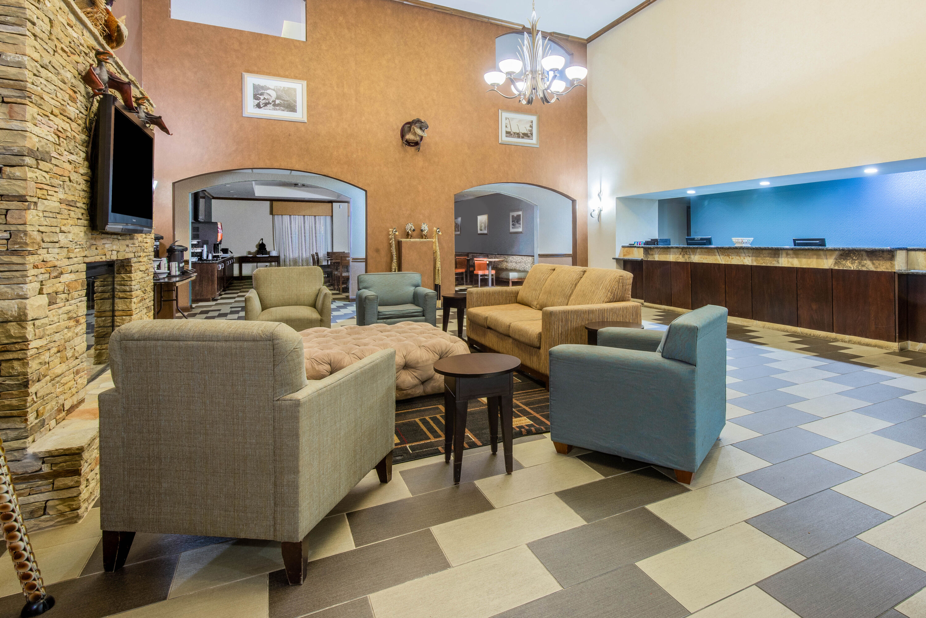 La Quinta Inn & Suites by Wyndham Glen Rose Glen Rose, TX Hotels
