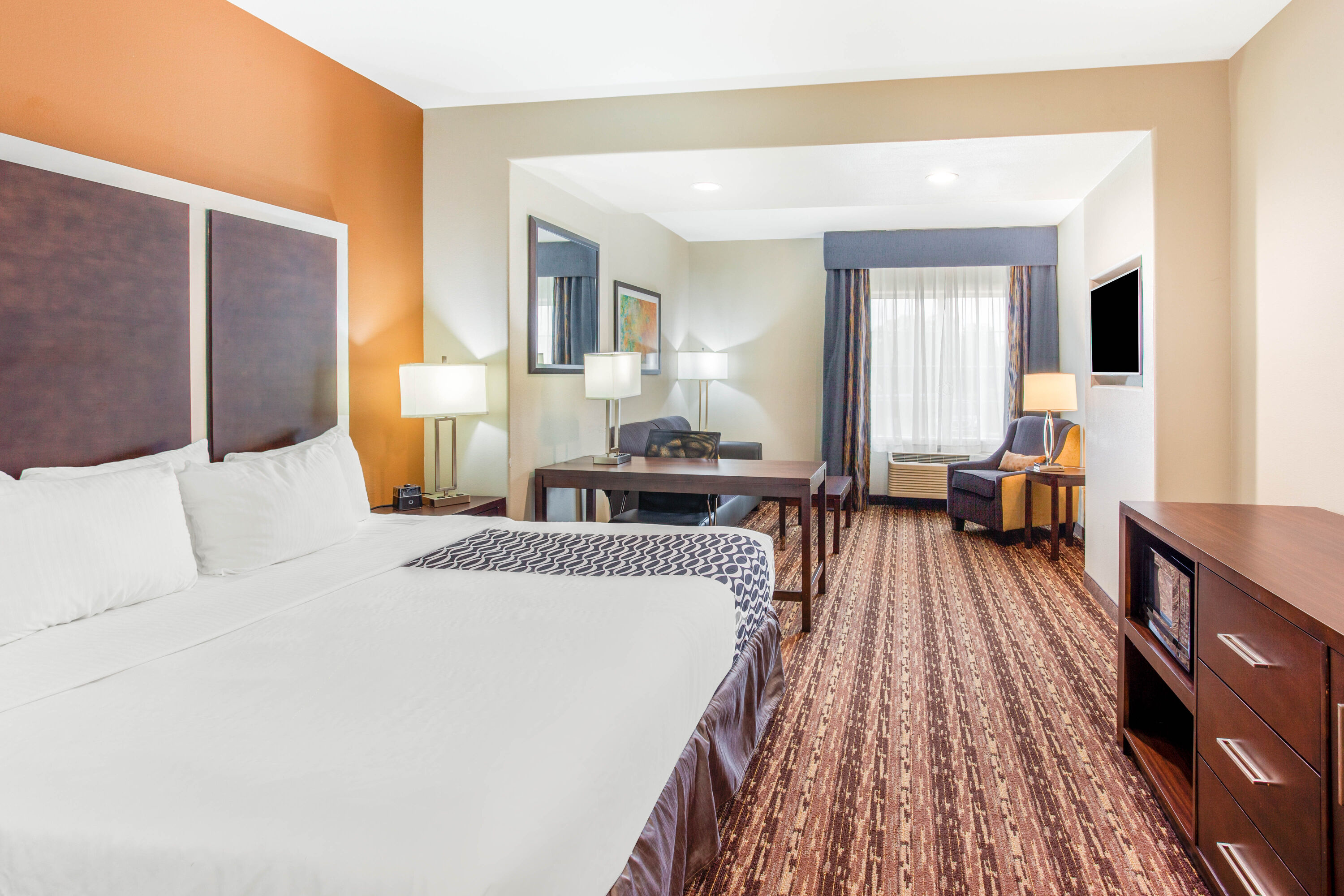 La Quinta Inn & Suites by Wyndham Gonzales TX Gonzales, TX Hotels