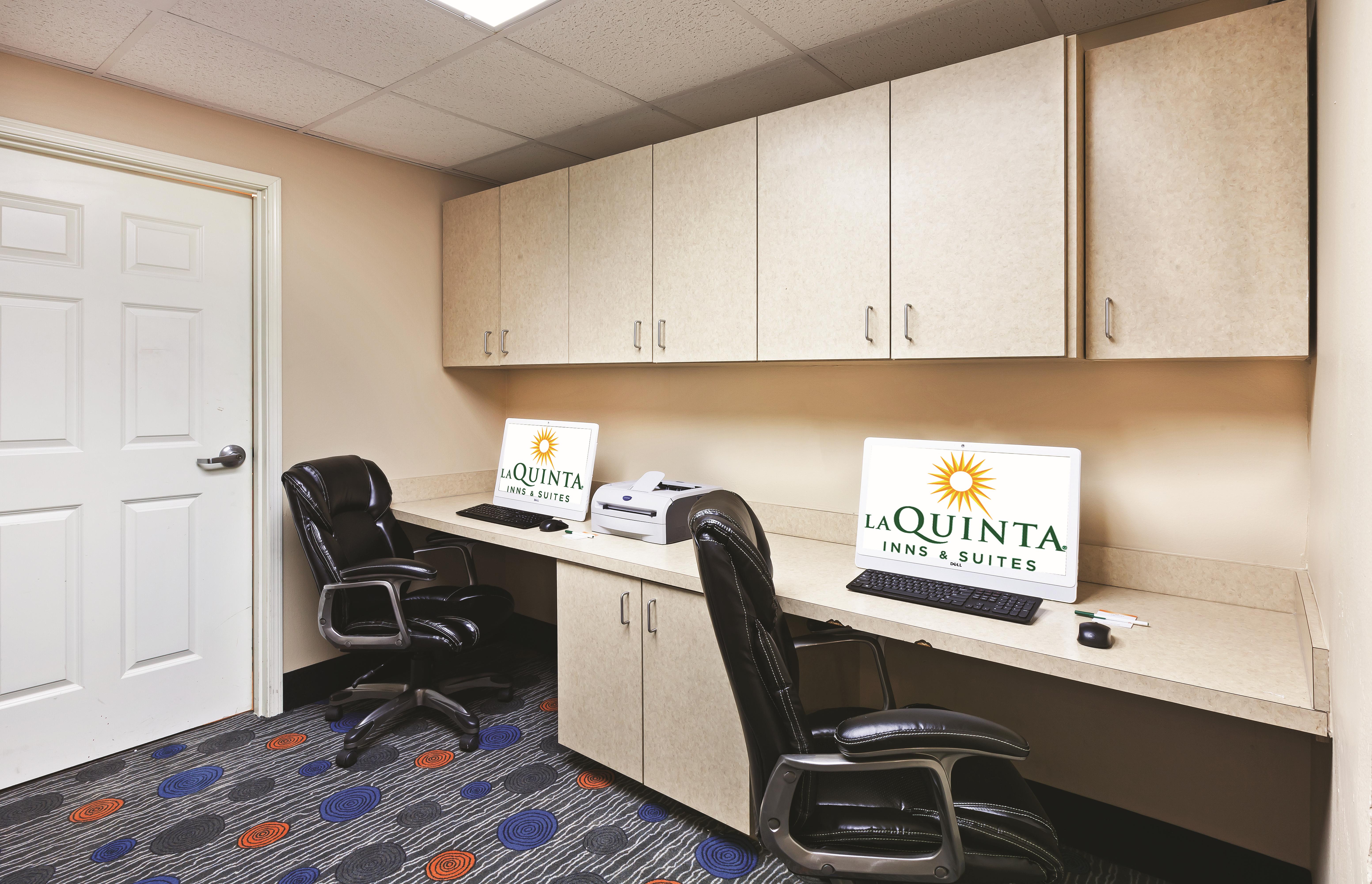 La Quinta Inn & Suites by Wyndham Granbury business center in Granbury, Texas