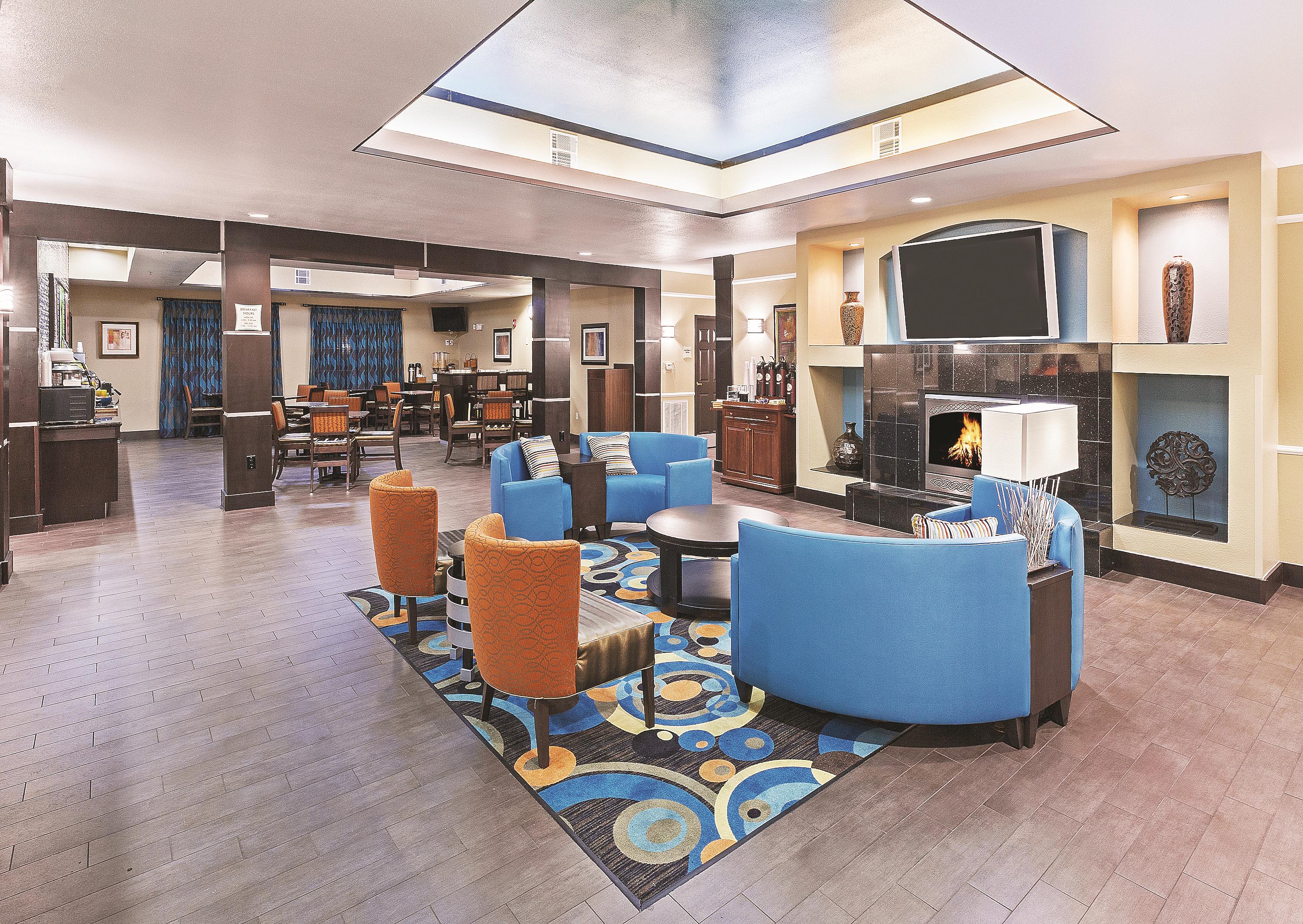 La Quinta Inn Amp Suites By Wyndham Houston Hobby Airport