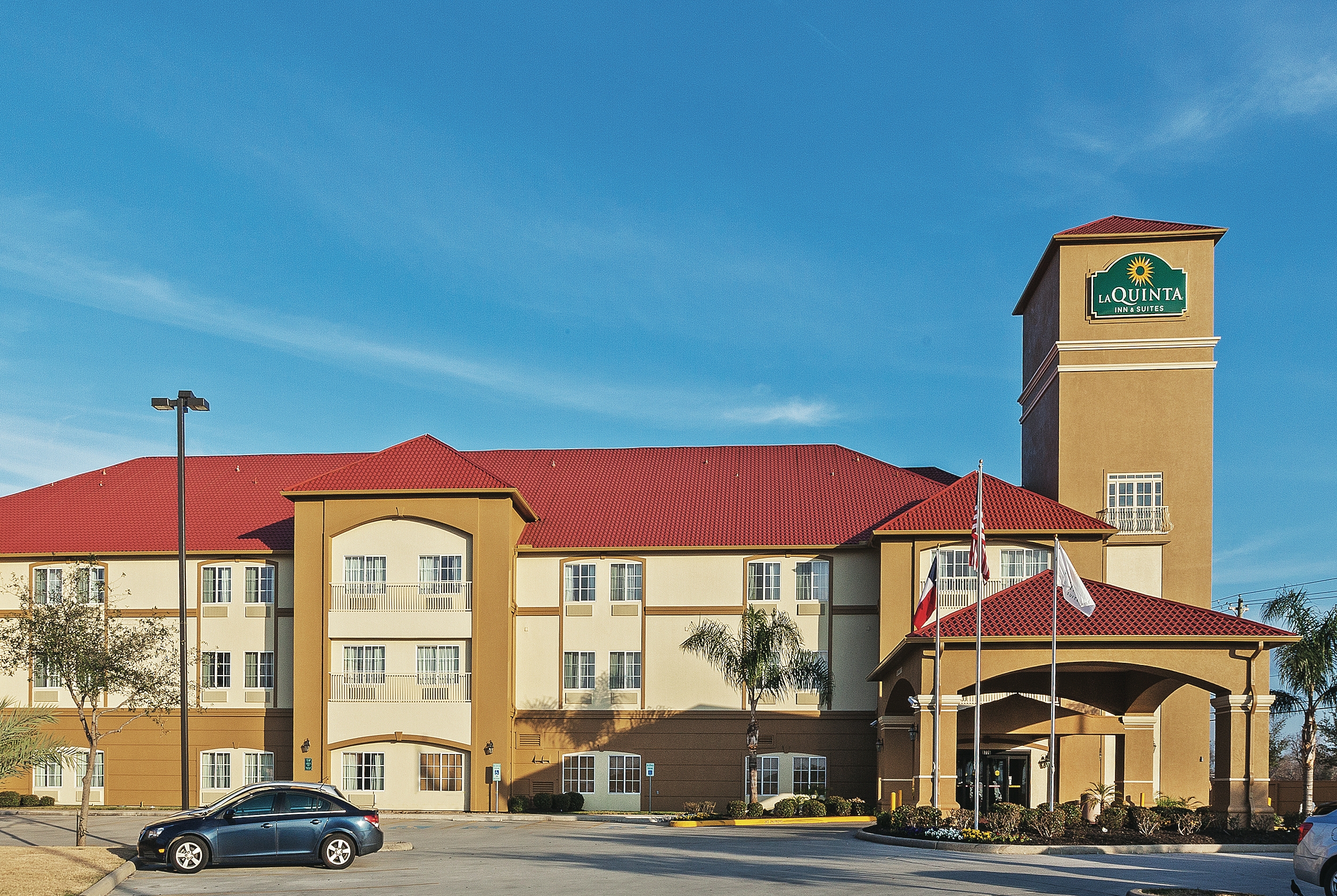La Quinta Inn Amp Suites By Wyndham Houston Hobby Airport