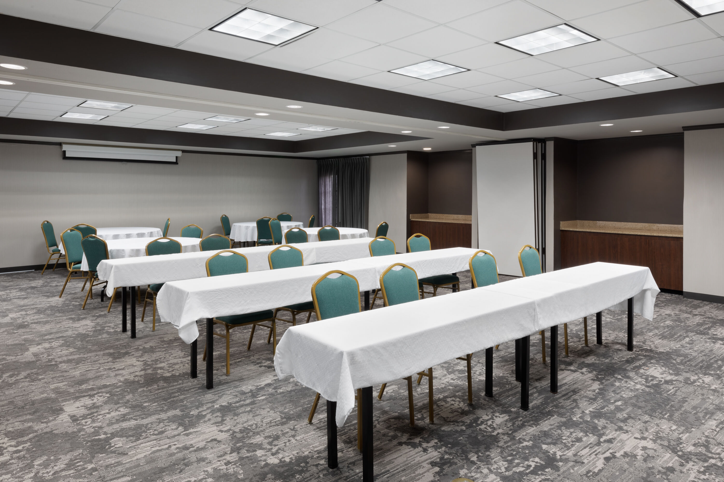 Meeting room at La Quinta Inn & Suites by Wyndham Houston Bush IAH South in Houston, Texas