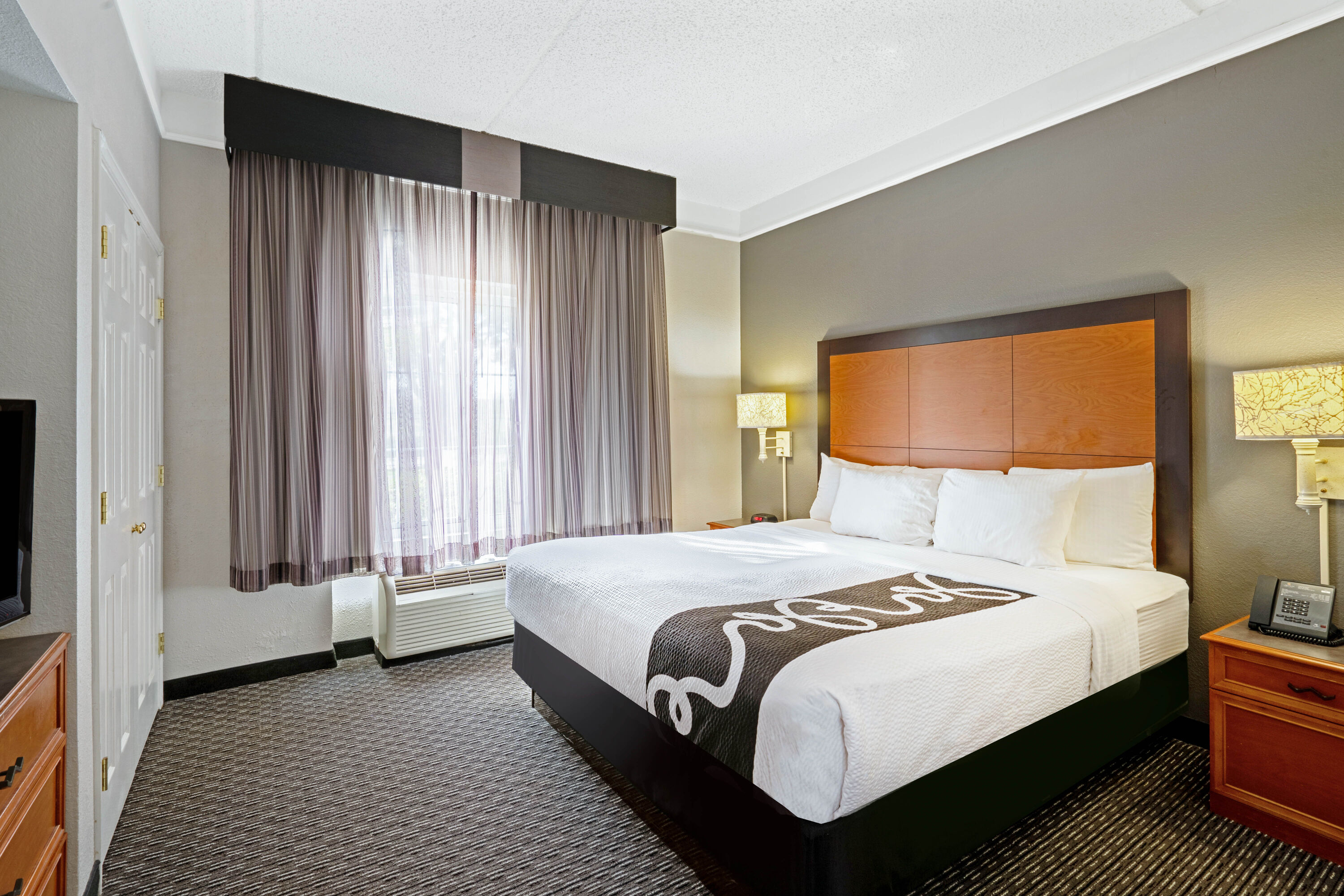 La Quinta Inn & Suites by Wyndham Houston West Park 10 suite in Houston, Texas