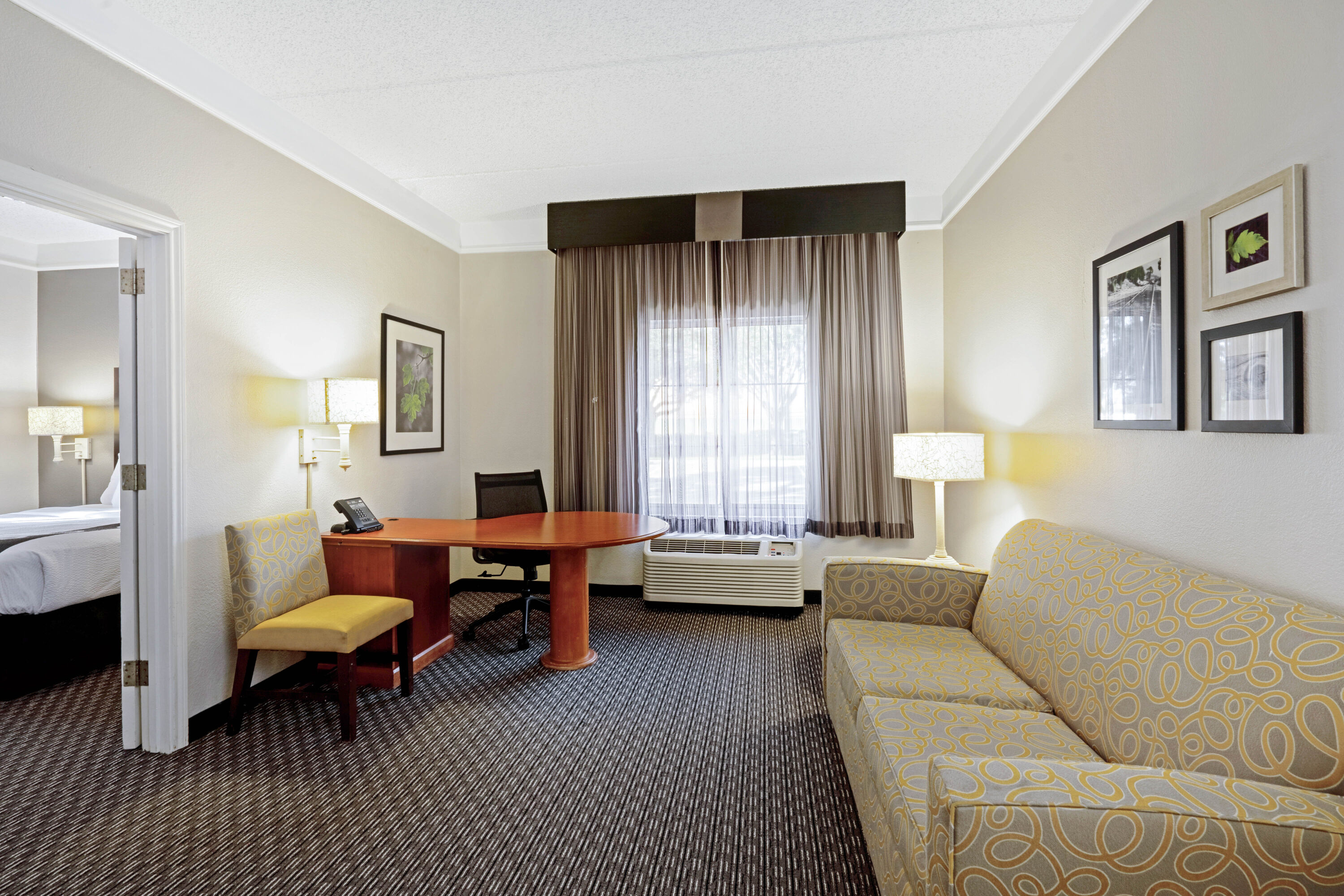 La Quinta Inn & Suites by Wyndham Houston West Park 10 suite in Houston, Texas