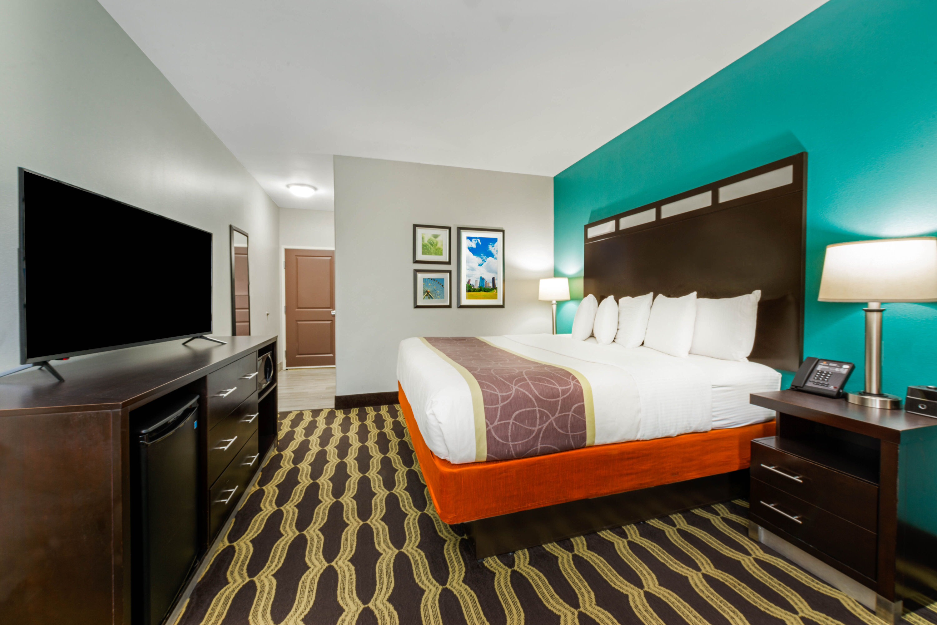 Guest room at the La Quinta Inn & Suites by Wyndham Houston Humble Atascocita in Humble, Texas