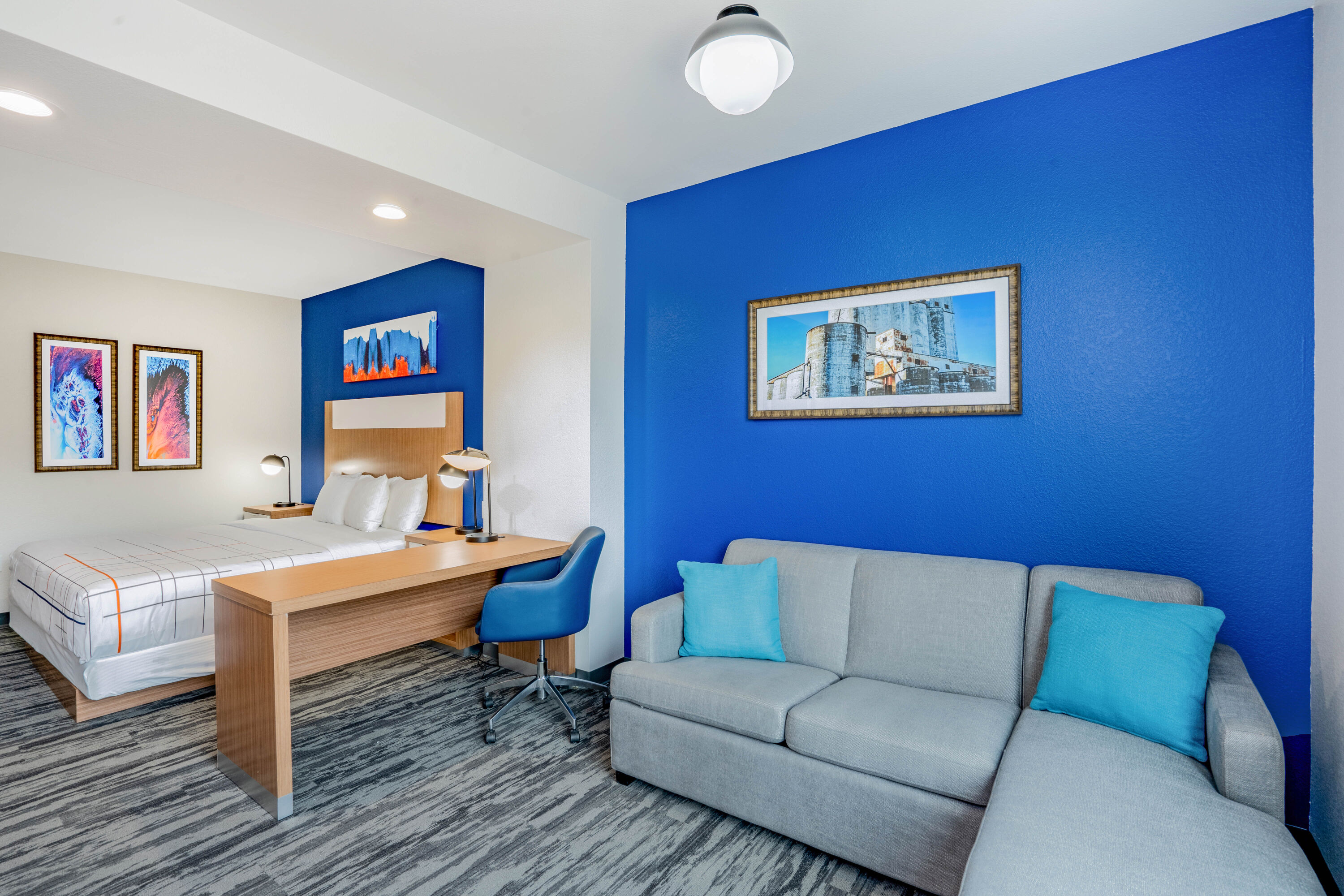 Guest room at the La Quinta Inn & Suites by Wyndham Katy in Katy, Texas