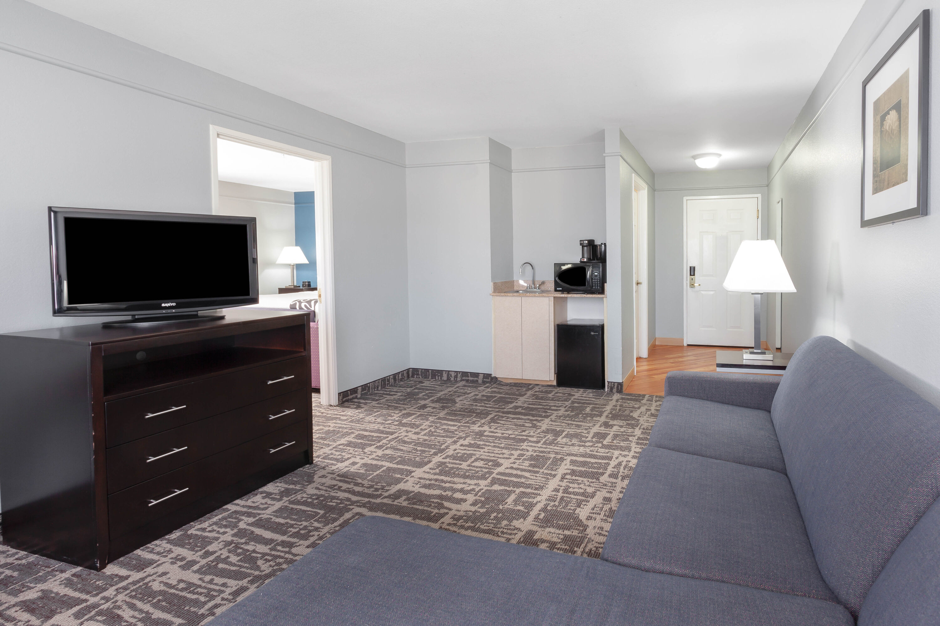 La Quinta Inn & Suites by Wyndham Kerrville suite in Kerrville, Texas