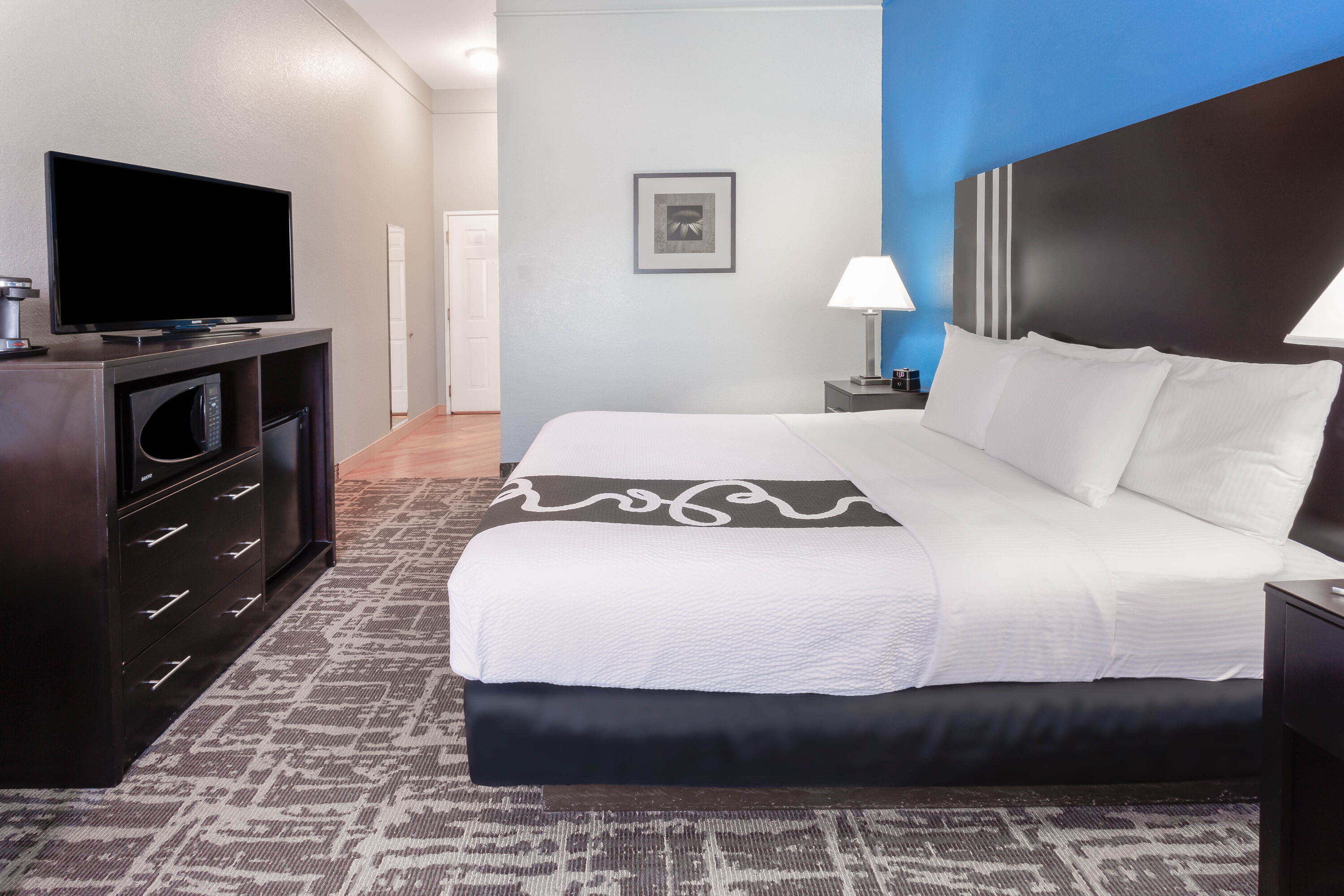 La Quinta Inn & Suites by Wyndham Kerrville suite in Kerrville, Texas