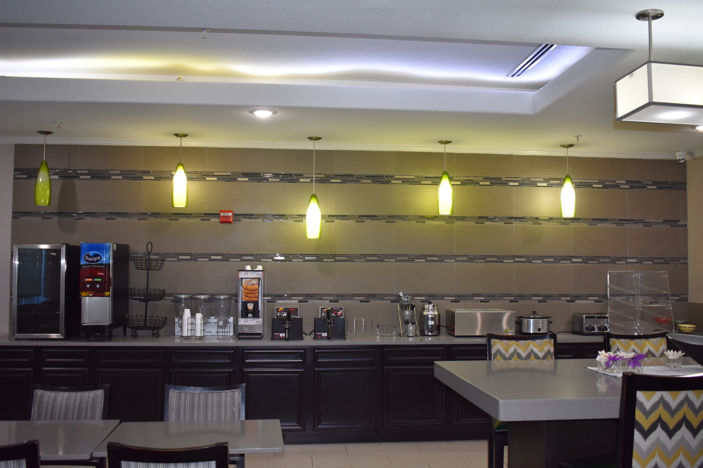 Free breakfast at La Quinta Inn & Suites by Wyndham Kyle - Austin South in Kyle, Texas