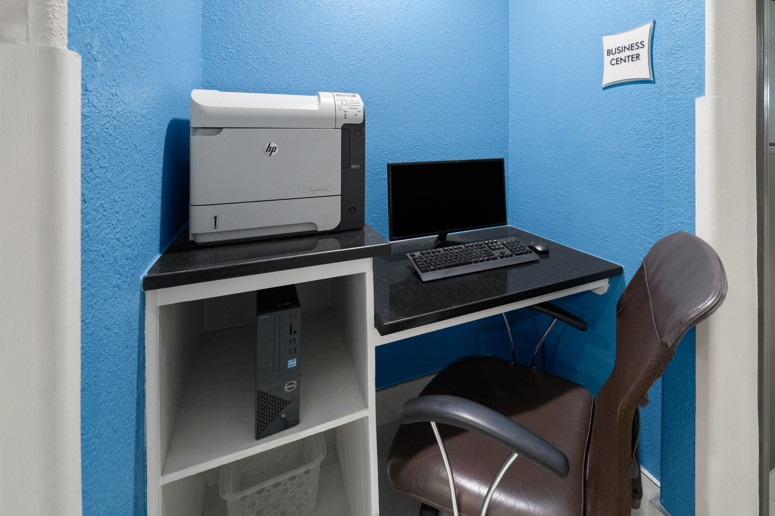 La Quinta Inn & Suites by Wyndham Kyle - Austin South business center in Kyle, Texas