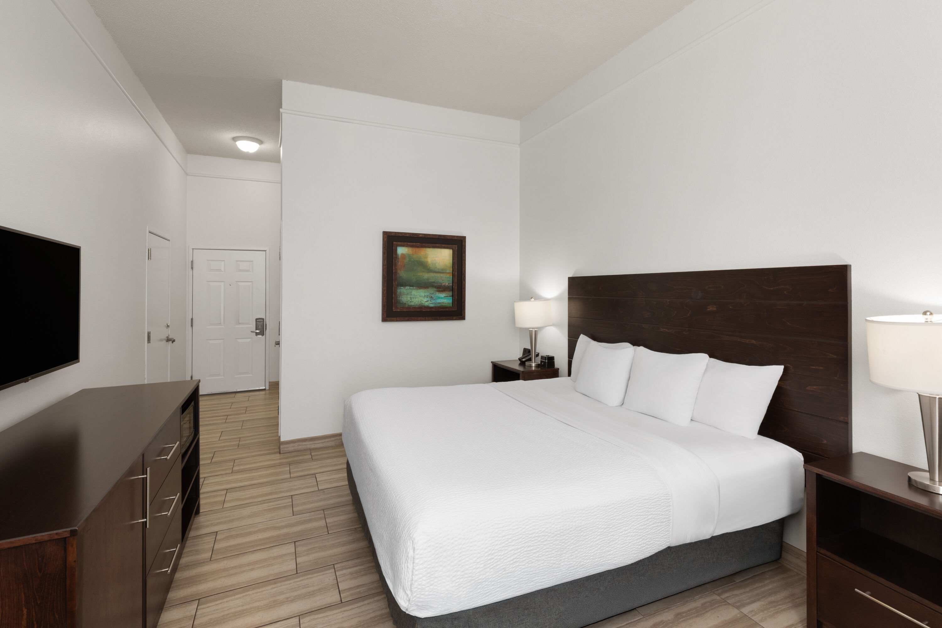 Guest room at the La Quinta Inn & Suites by Wyndham Laredo Airport in Laredo, Texas