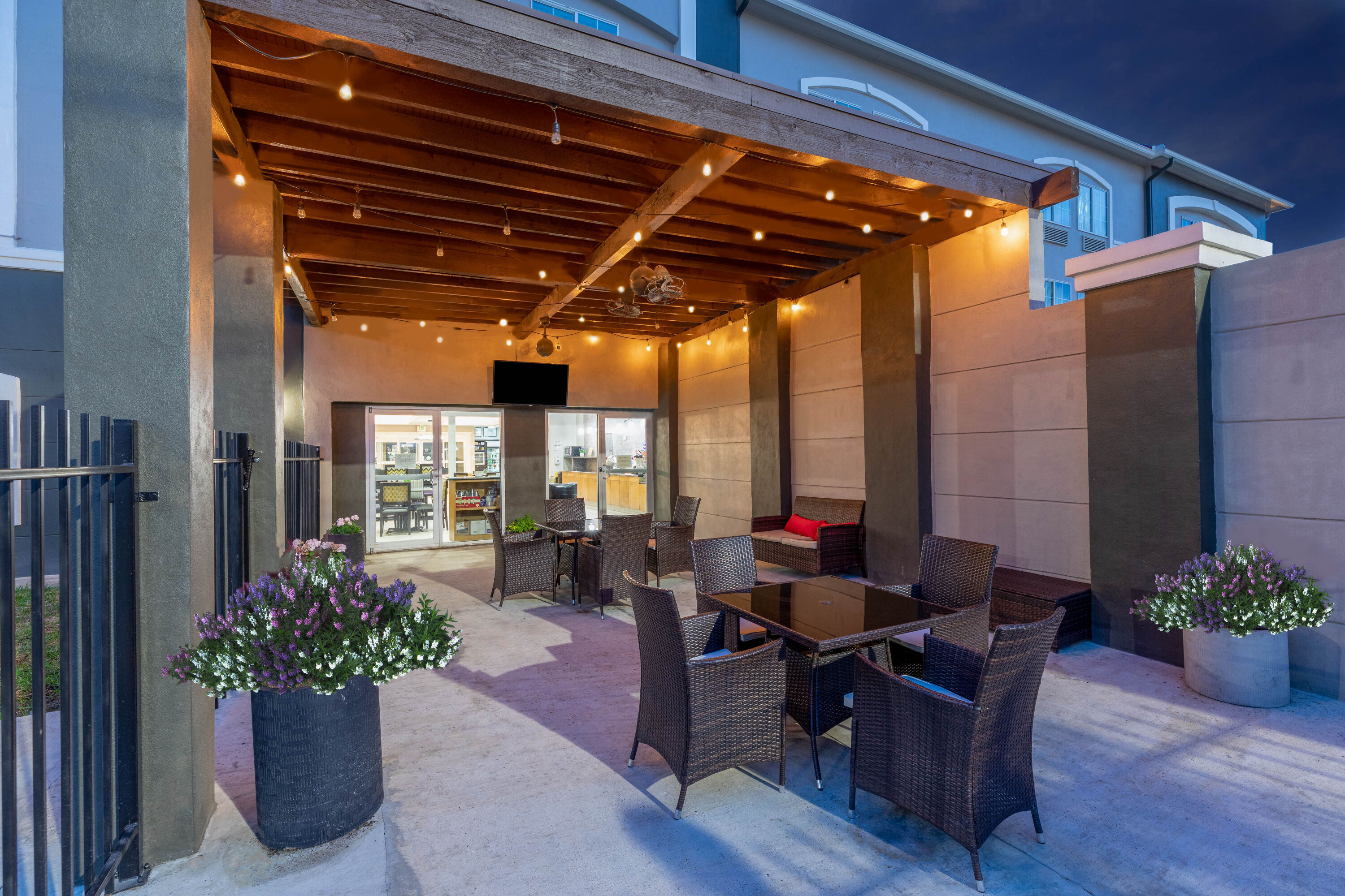 Pool feature at the La Quinta Inn & Suites by Wyndham Laredo Airport in Laredo, Texas