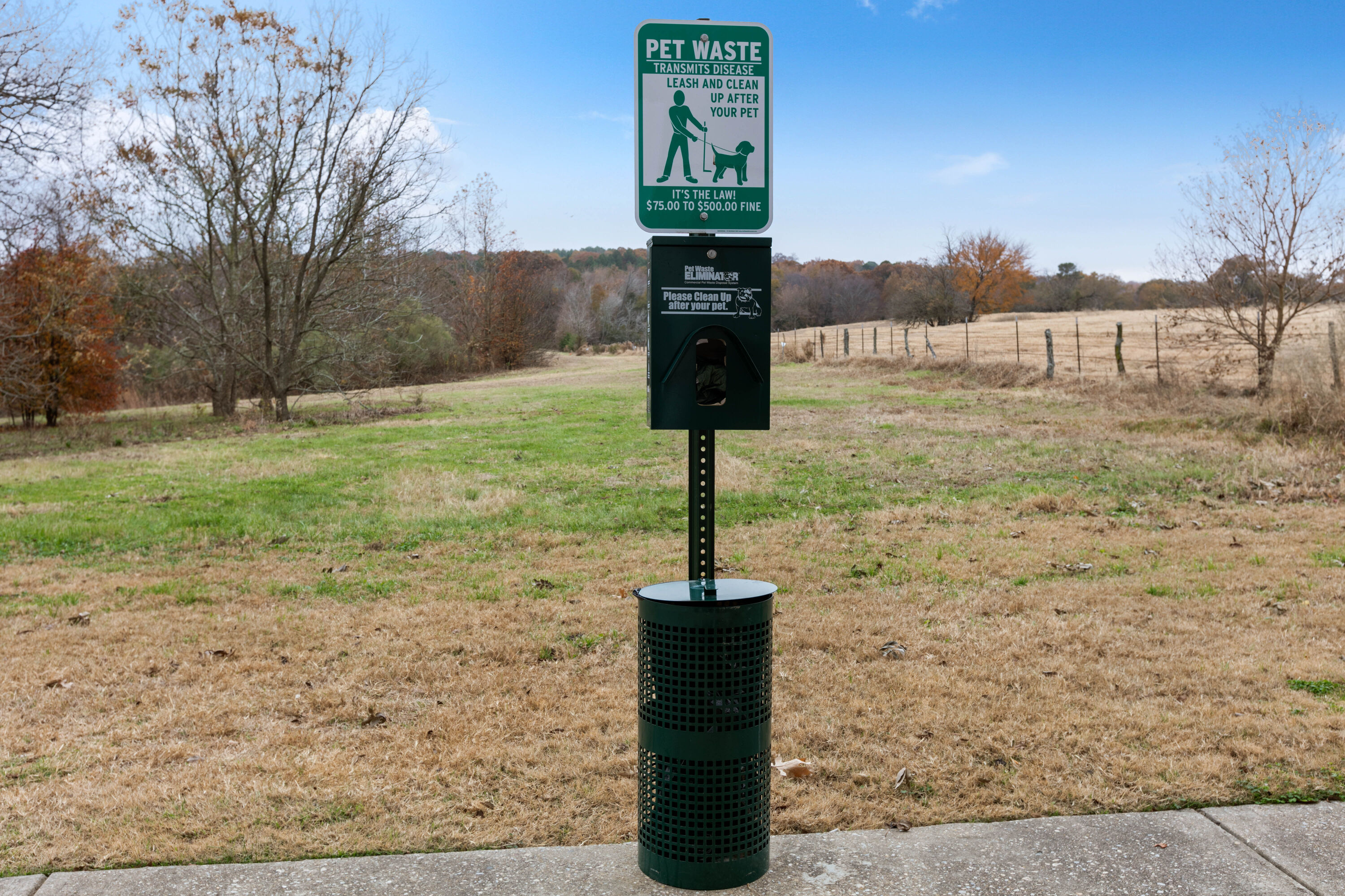 La Quinta Inn & Suites by Wyndham Lindale Lindale, TX Hotels