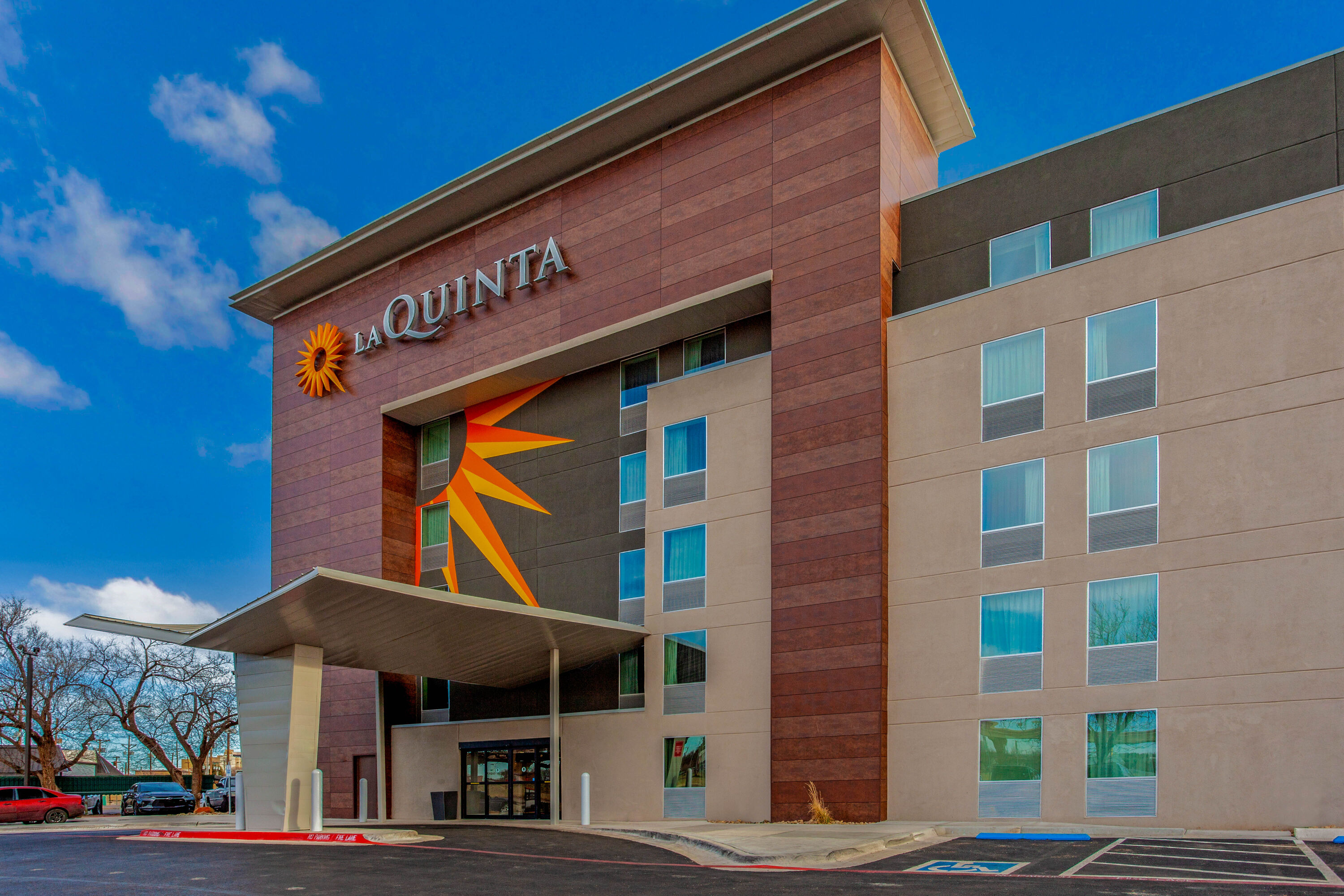 Exterior Day Image of La Quinta Inn & Suites by Wyndham Lubbock West Medical Centr hotel in Lubbock, Texas