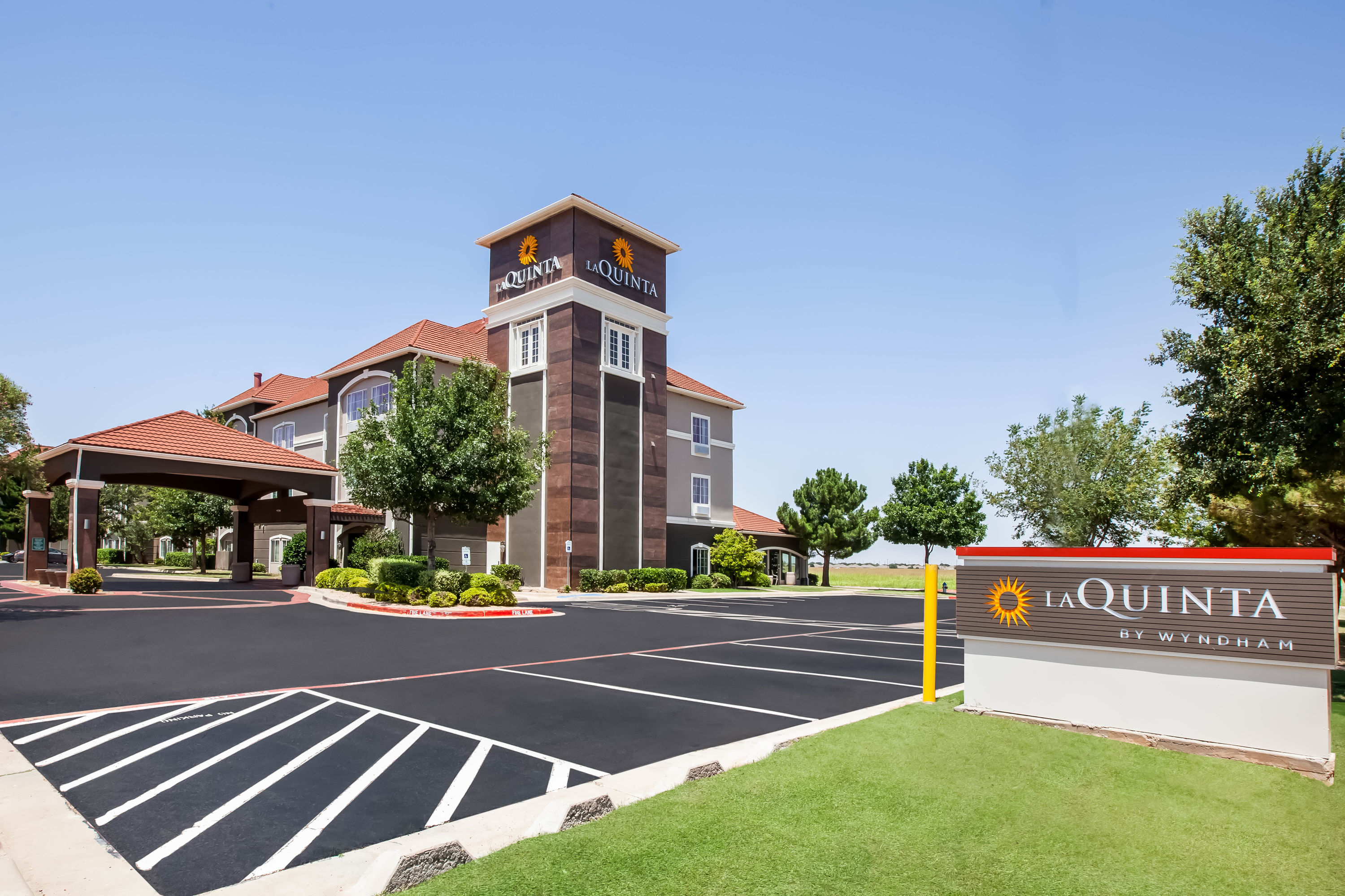 La Quinta Inn Suites By Wyndham Lubbock North Lubbock Tx Hotels