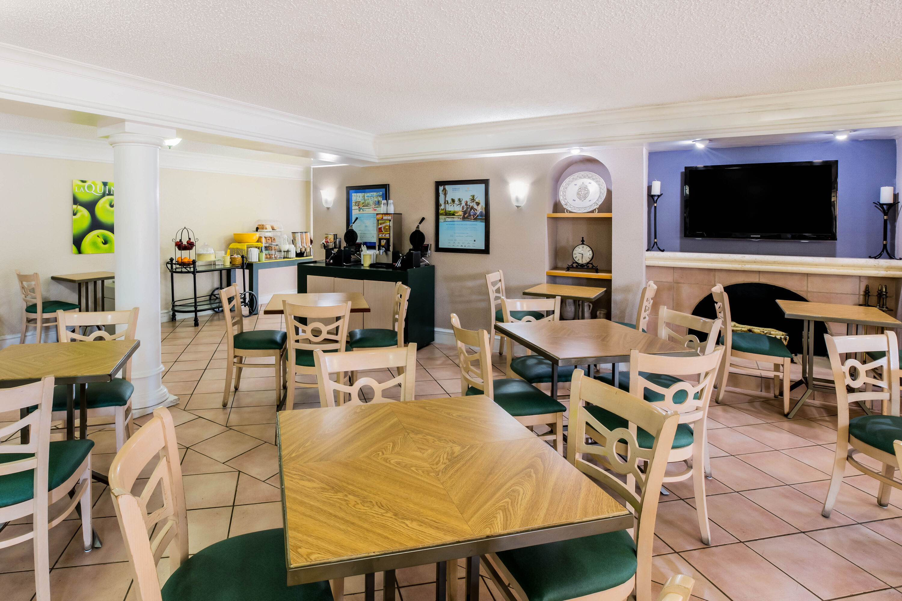 Free breakfast at La Quinta Inn by Wyndham Lufkin in Lufkin, Texas